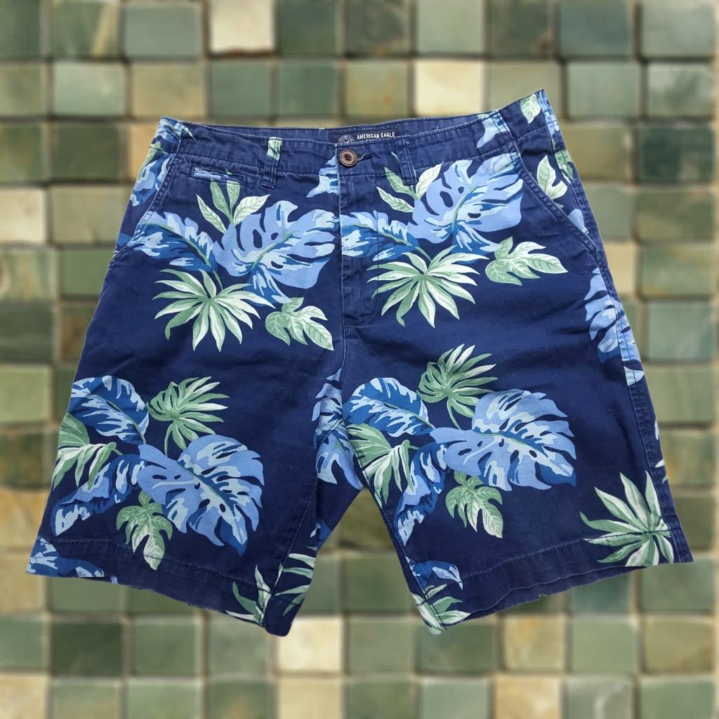 American Eagle Outfitters American Eagle Outfitters Shorts Mens 33 x 9 Floral Chino Tropical Cotton Twill Blue 9 in Inseam Casual Beaching Vintage No Size US 33 - 1 Thumbnail