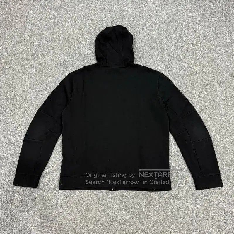 Fendi Fendi Black Polyester Men's Hoodie in XL . Size US XL / EU 56 / 4 - 2 Thumbnail