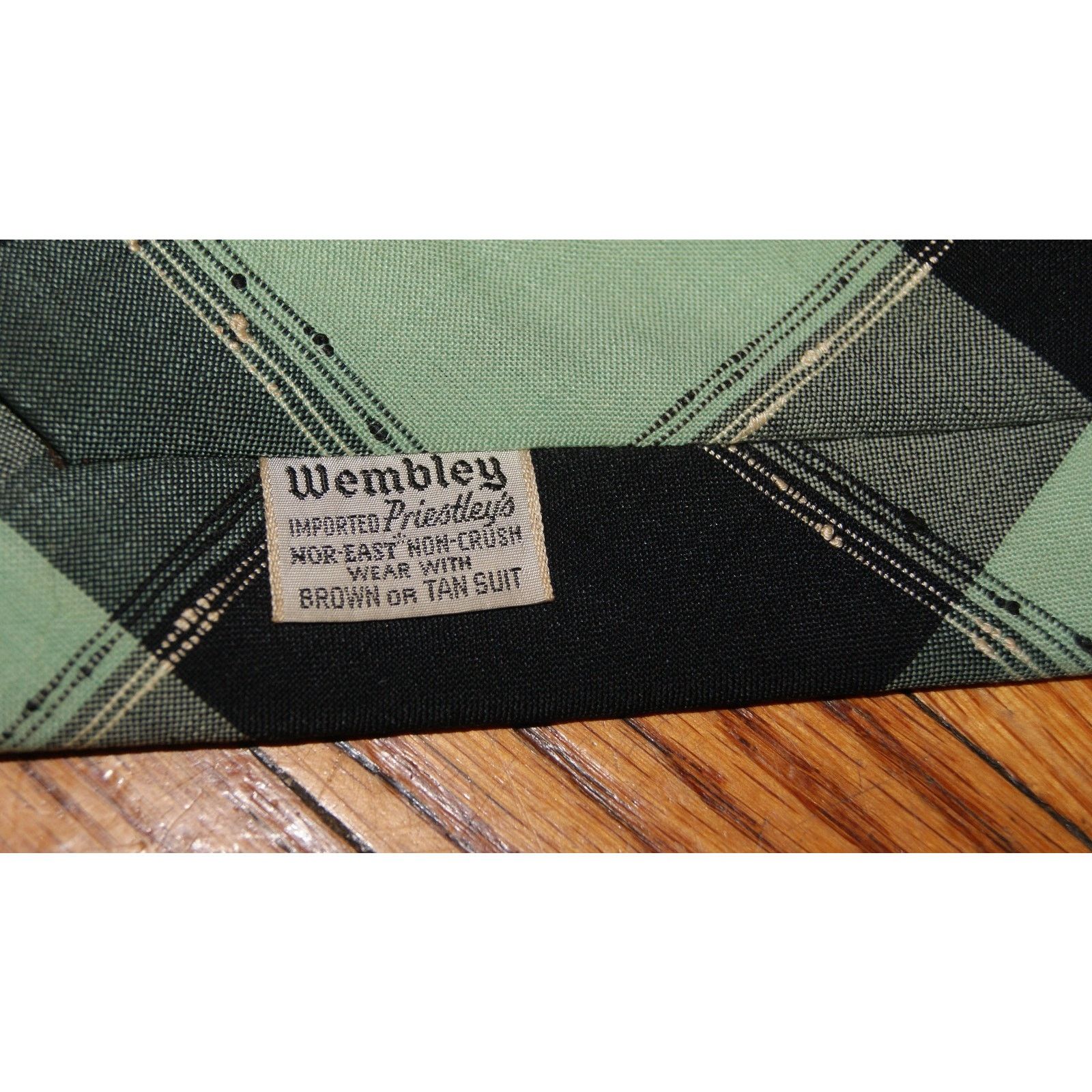 Vintage VTG Wembley Green Black Mens Neck Tie Imported Preistley's Size ONE SIZE - 3 Thumbnail