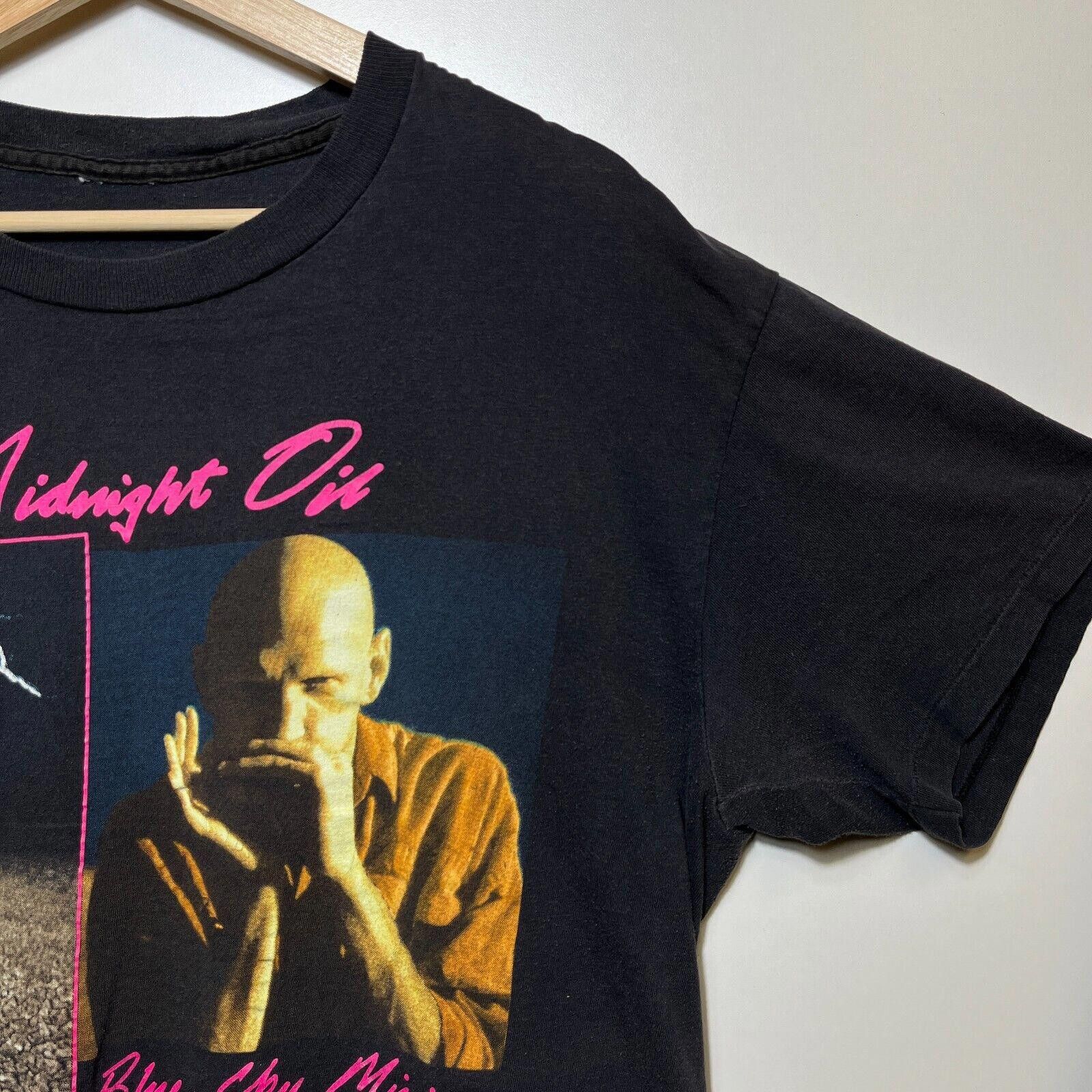 Vintage Vintage 1990 Midnight Oil T-shirt L North American Tour Rock Size US L / EU 52-54 / 3 - 8 Thumbnail