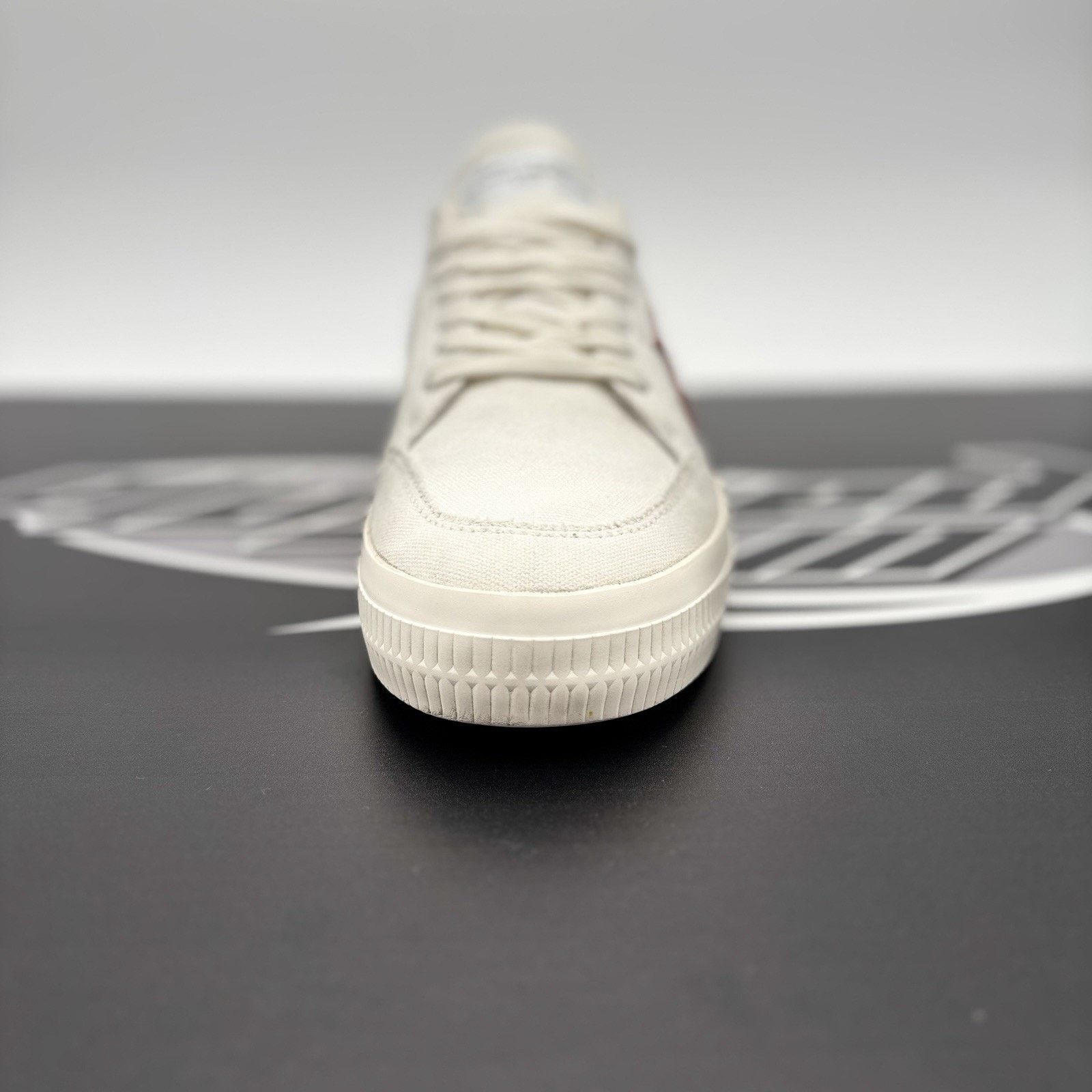 Off-White Off-White Vulc Sneaker ' White ' | GREAT CONDITION! Size US 7 / EU 40 - 16 Thumbnail