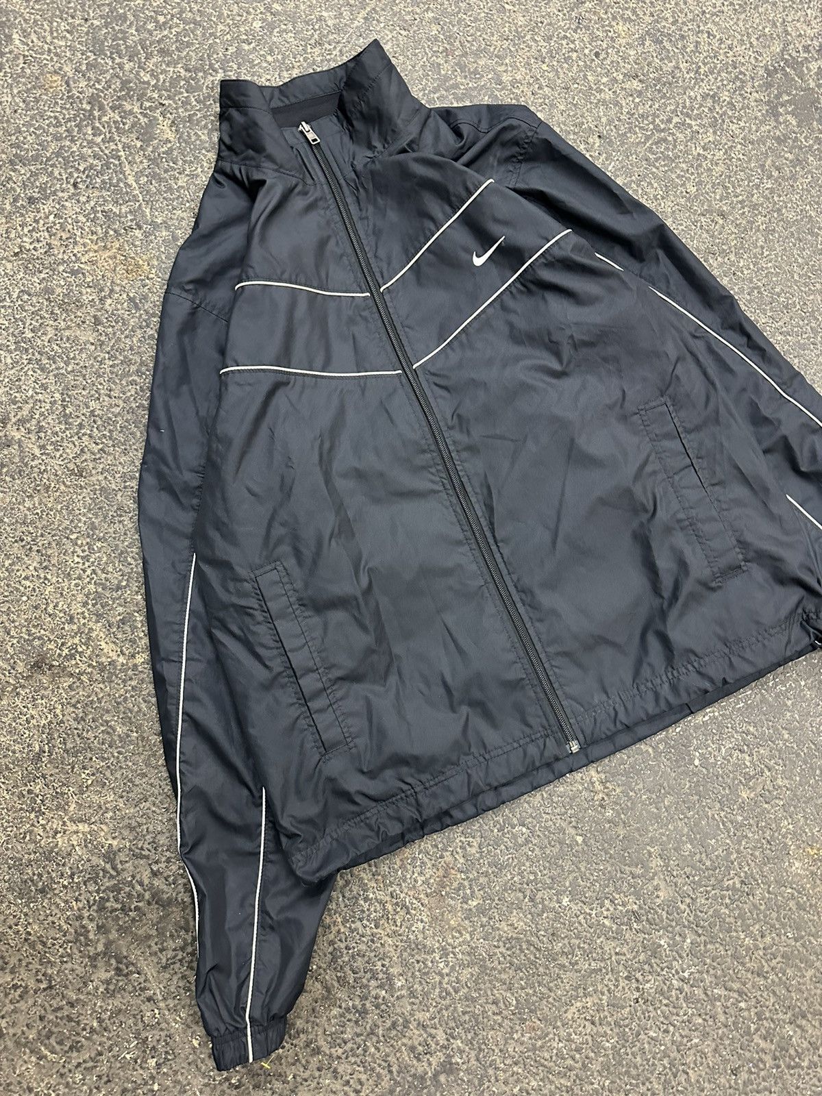 Other Y2K Nike track jacket Size US L / EU 52-54 / 3 - 1 Thumbnail