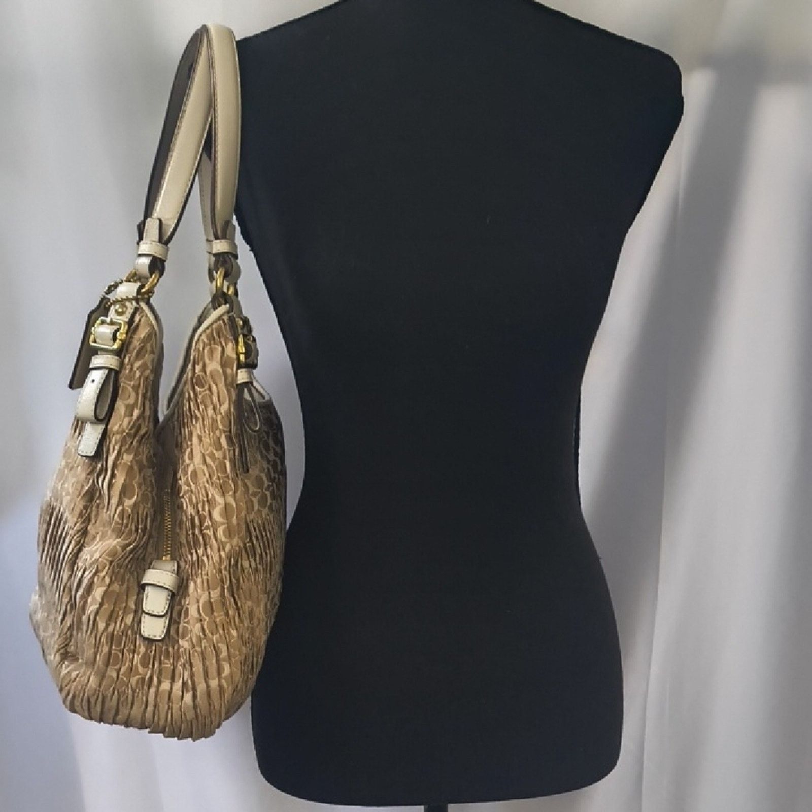 Coach Up-Crafted by Coach Madison Maggie Gathered Jacquard Size ONE SIZE - 5 Thumbnail