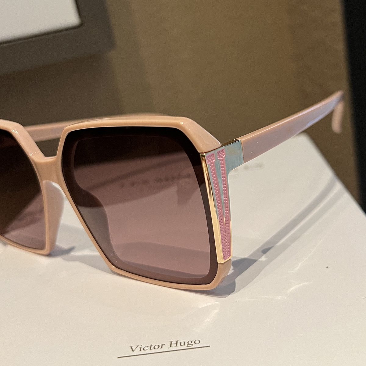 VIBE New Design Street ins style custom avant-garde sunglasses Size ONE SIZE - 2 Thumbnail