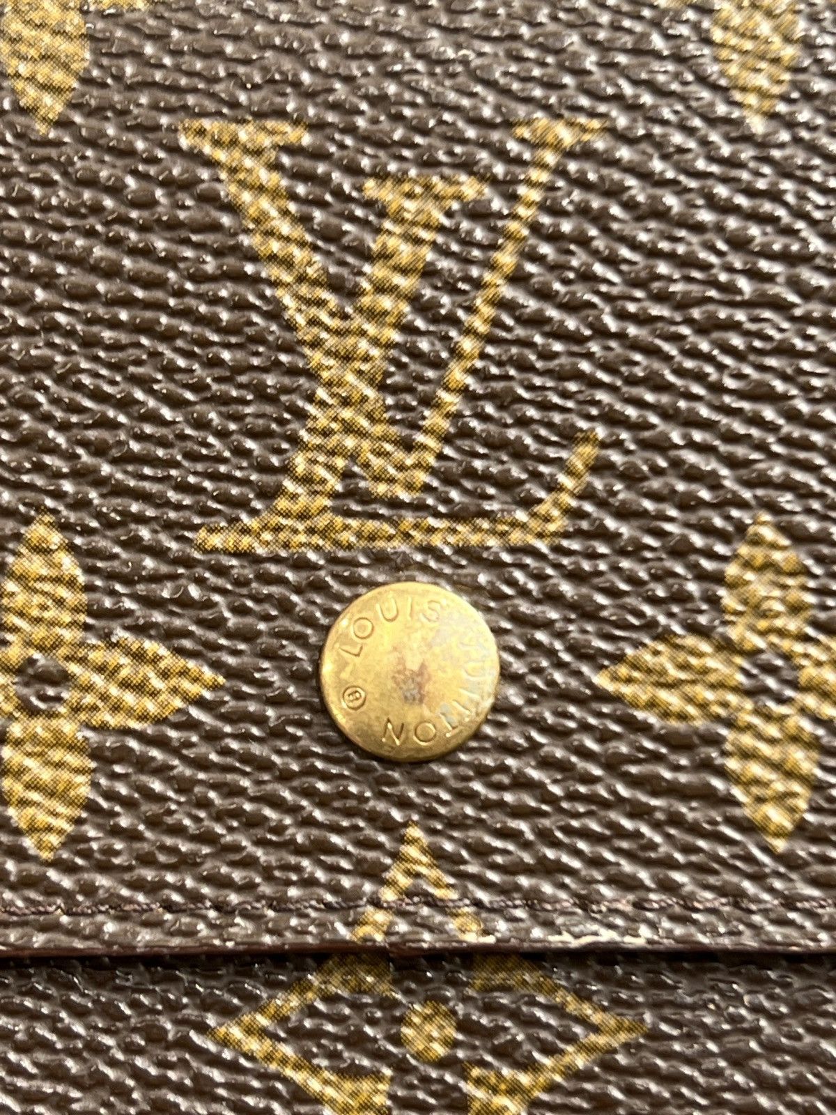 Louis Vuitton × Vintage Louis Vuitton Leather Monogram Button Wallet Size ONE SIZE - 4 Thumbnail