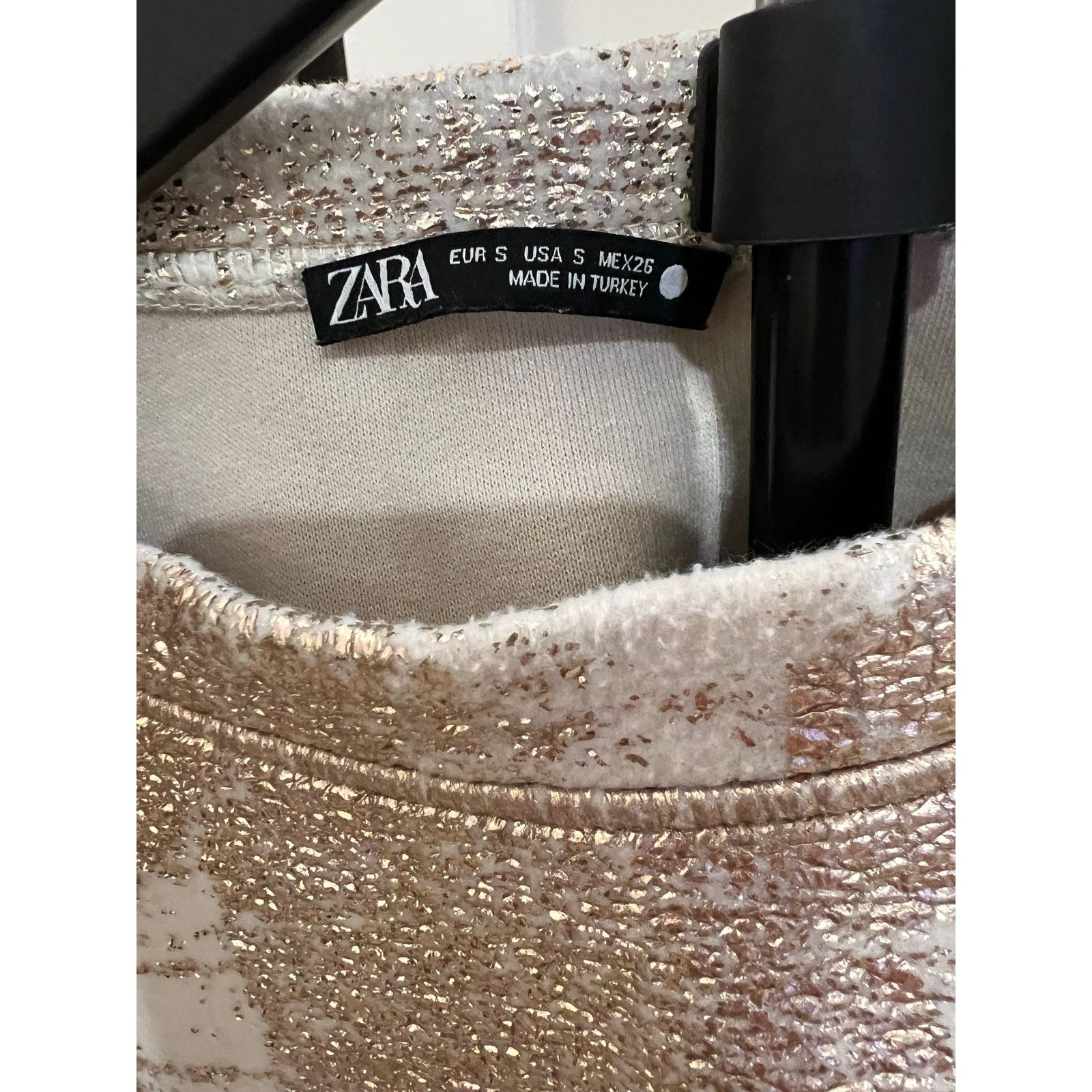 Zara Zara Gold Foiled Oversized Sweatshirt (Sz S) Size S / US 4 / IT 40 - 3 Thumbnail