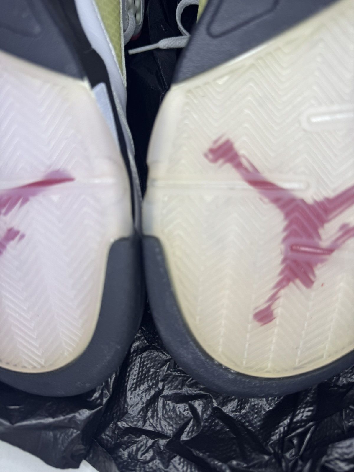 Jordan Brand × Nike Air Jordan 5 “Fire Red” 2020 Size US 10.5 / EU 43-44 - 8 Thumbnail