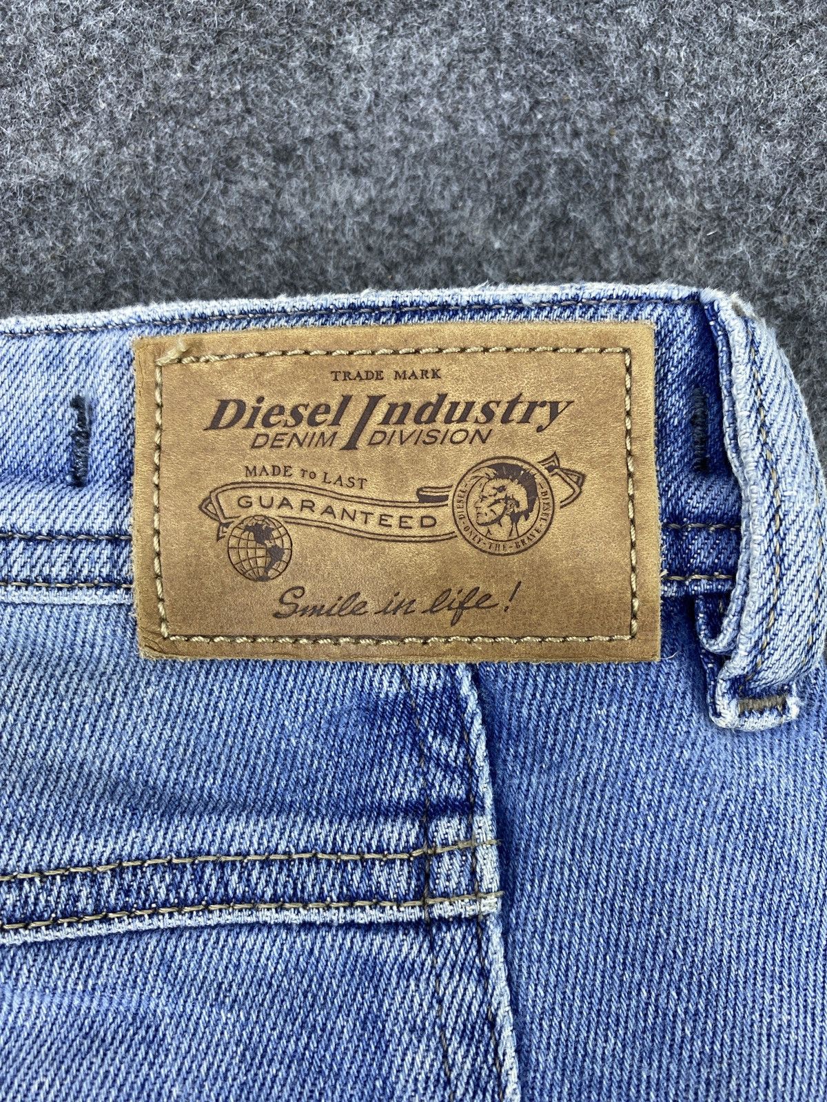 Diesel Diesel Distressed Blue Wash Denim Streetwear - J1111 Size US 28 / EU 44 - 19 Thumbnail