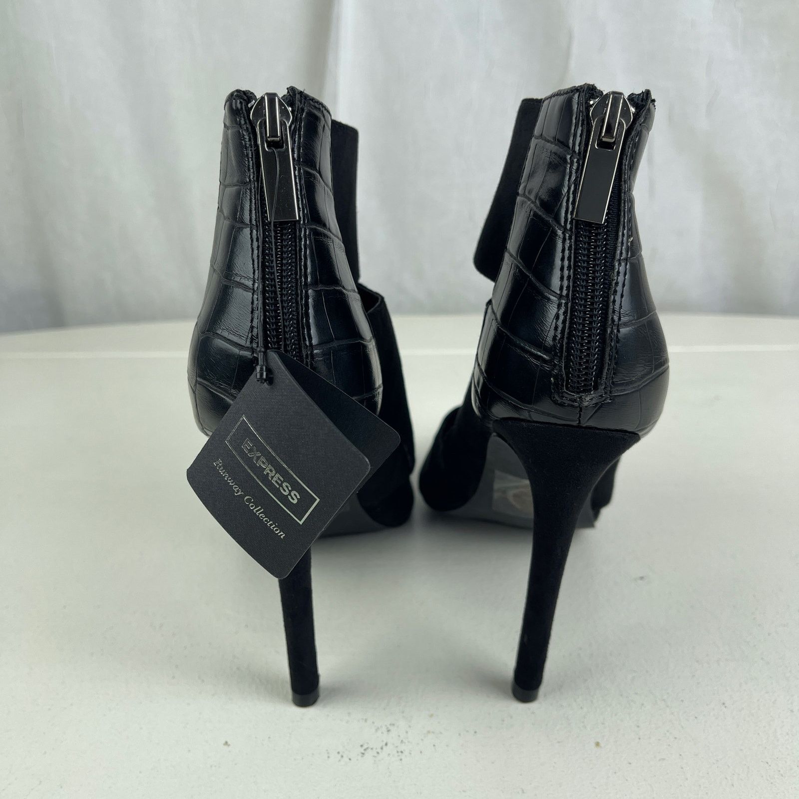 Express Express Stiletto Booties Heels Faux Suede Pointed Toe 6 NWT Size US 6 / IT 36 - 7 Thumbnail