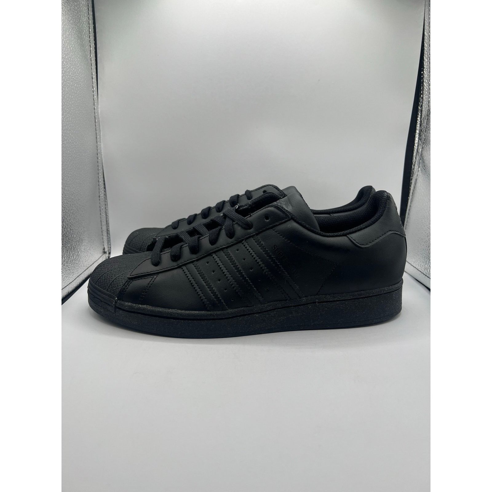 Adidas Adidas Superstar “All Black” size 10 men’s Size US 10 / EU 43 - 1 Thumbnail