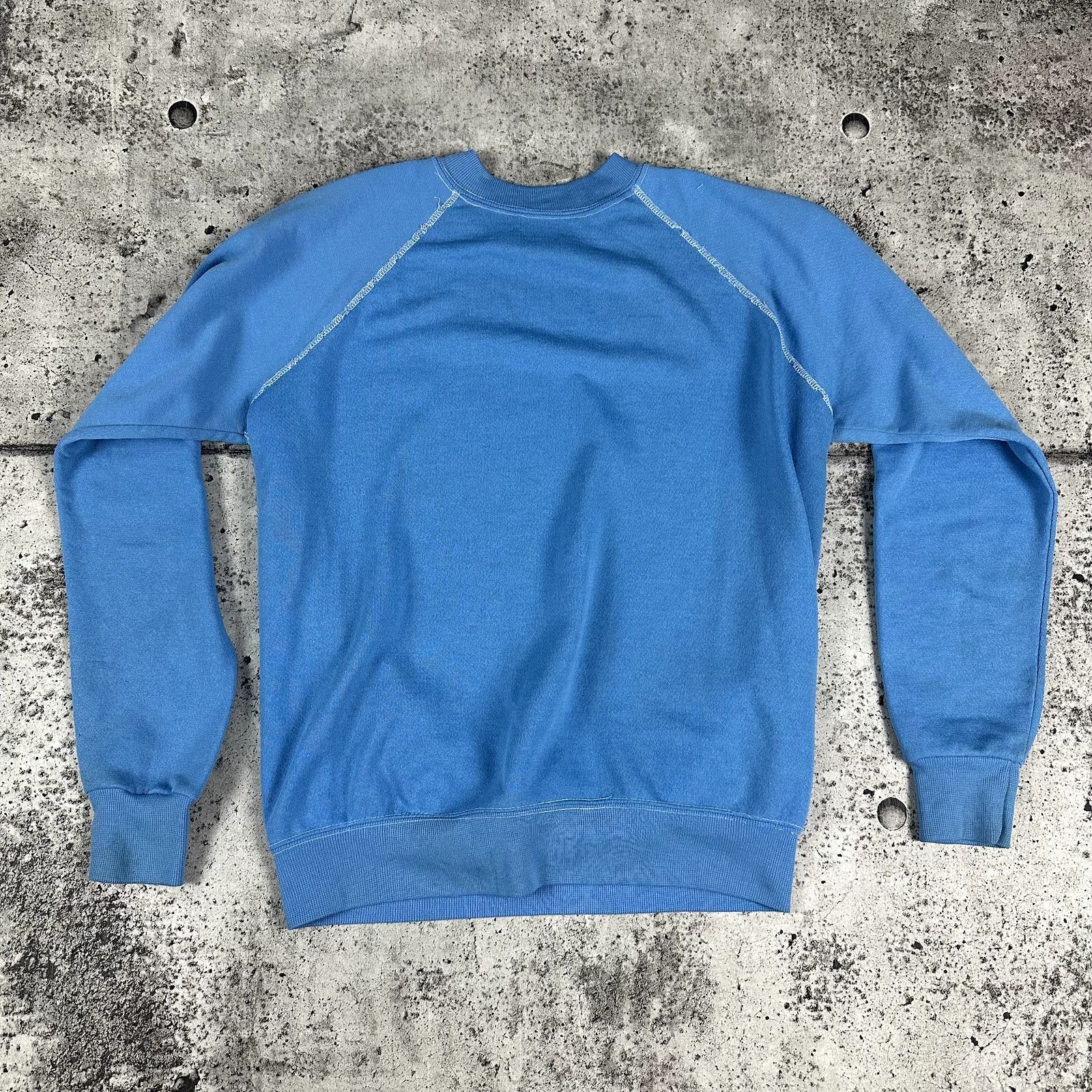 Vintage True Vintage Raglan Sweatshirt Size Medium(22x26) Baby Blue Size US M / EU 48-50 / 2 - 2 Thumbnail