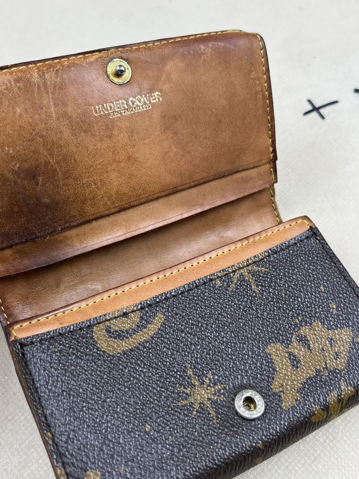 Undercover SS01 Undercover Louis Vuitton Rip Monogram Leather Wallet Size ONE SIZE - 5 Thumbnail