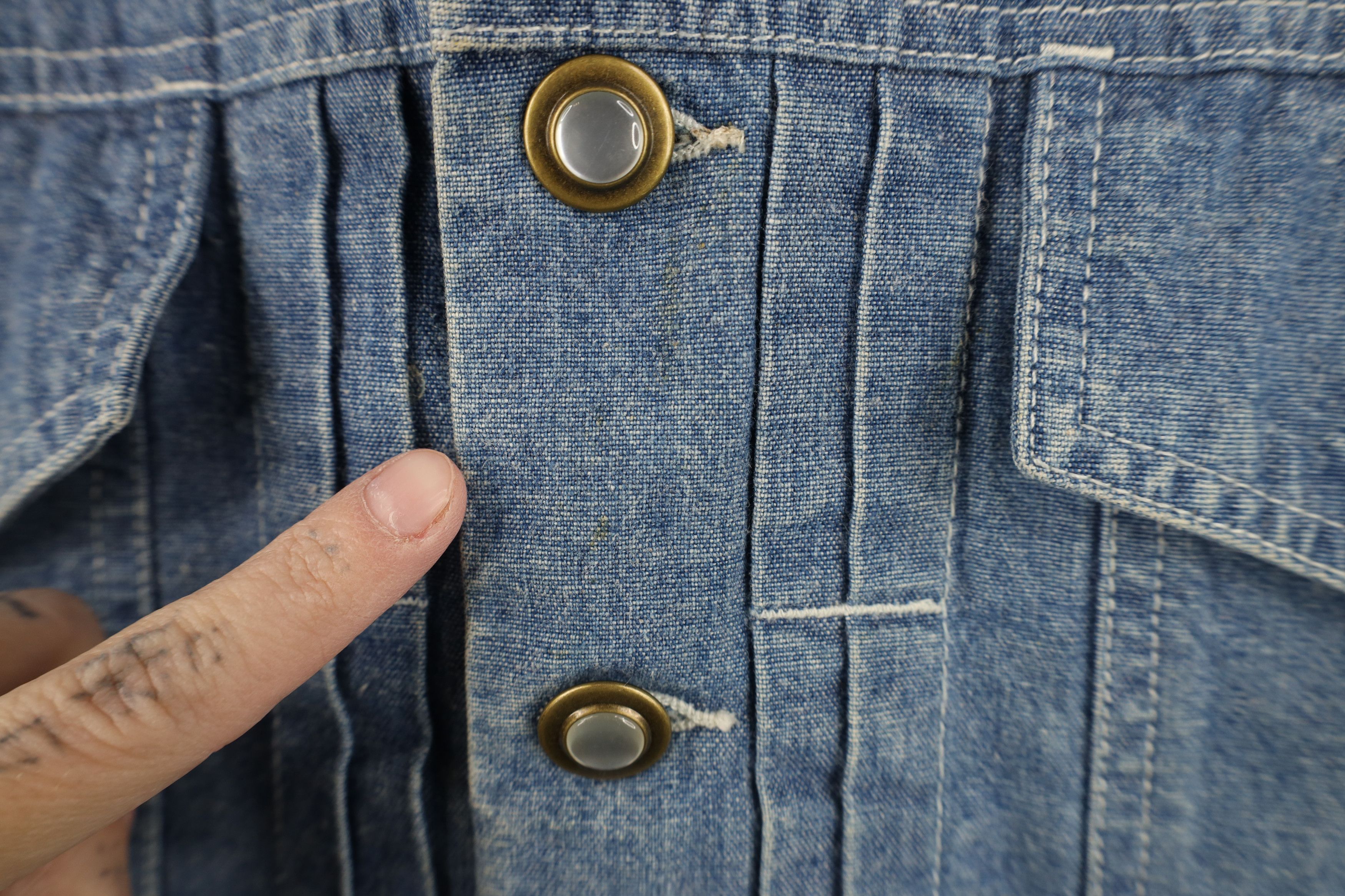 Vintage Vintage 90s Streetwear Flower Chambray Denim Trucker Jacket Size S / US 4 / IT 40 - 4 Thumbnail