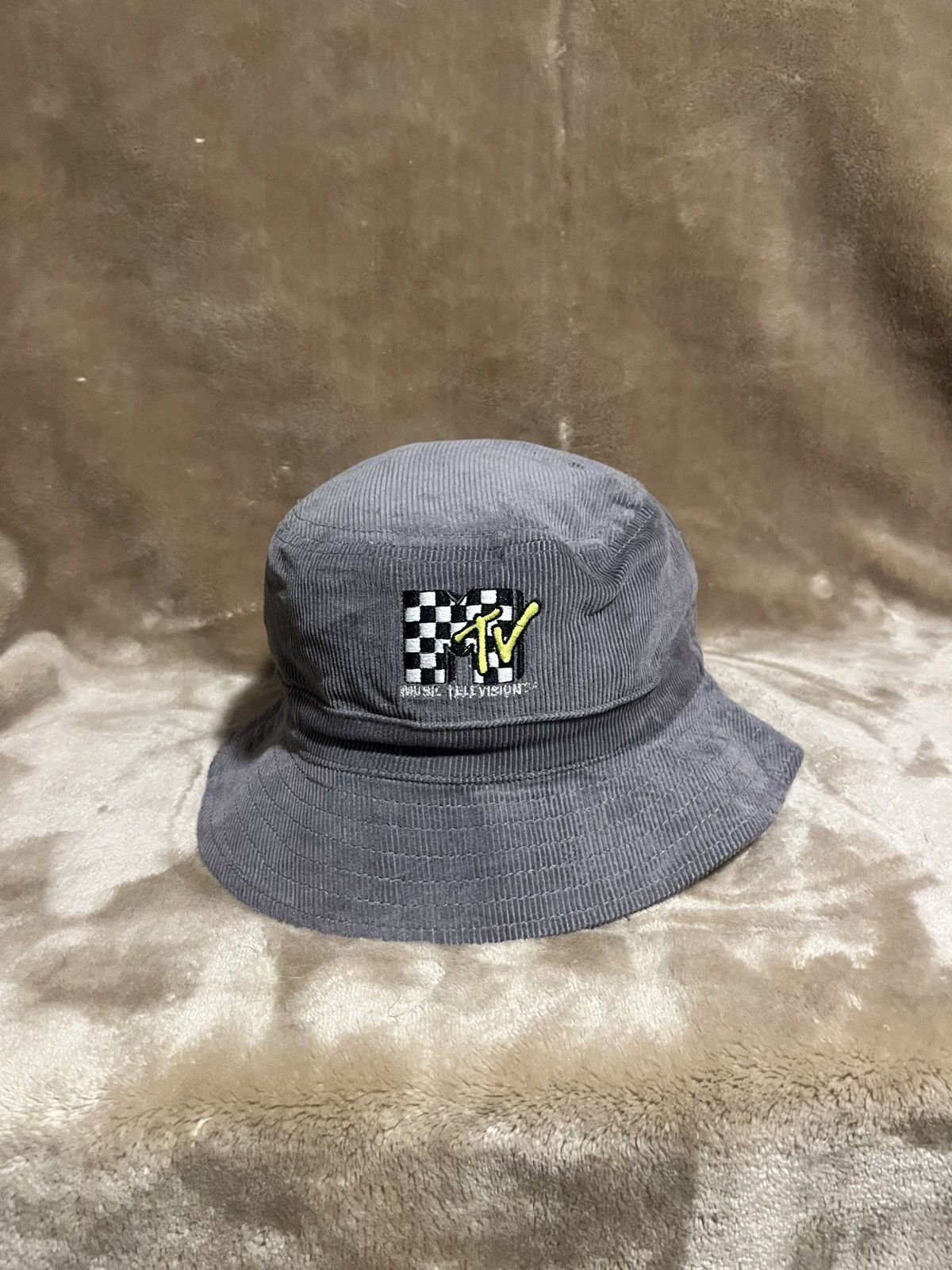 Adidas MTV Embroidered Music Television Grey Corduroy Bucket Hat Size ONE SIZE - 1 Thumbnail