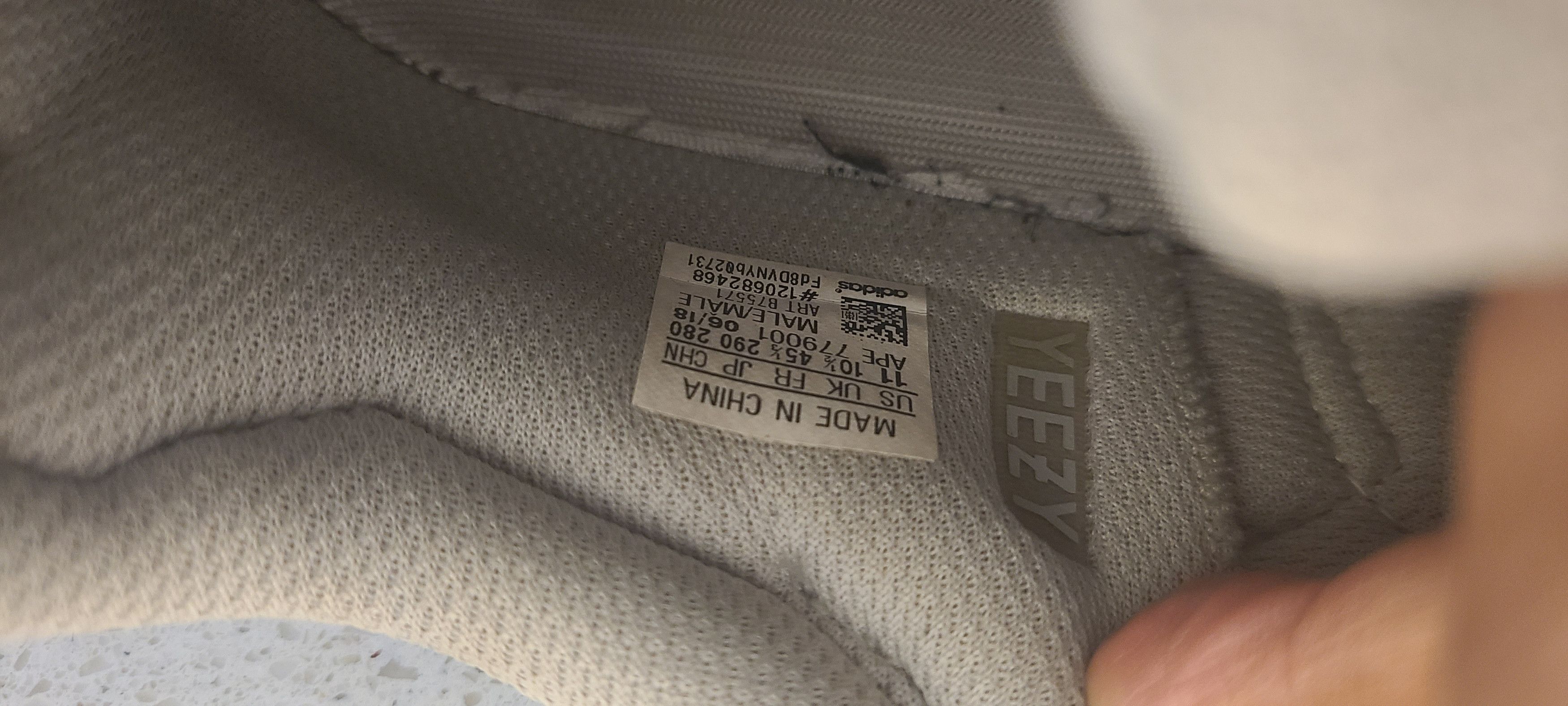 Adidas Adidas Yeezy Boost 700 Waverunner Size US 11 / EU 44 - 7 Thumbnail