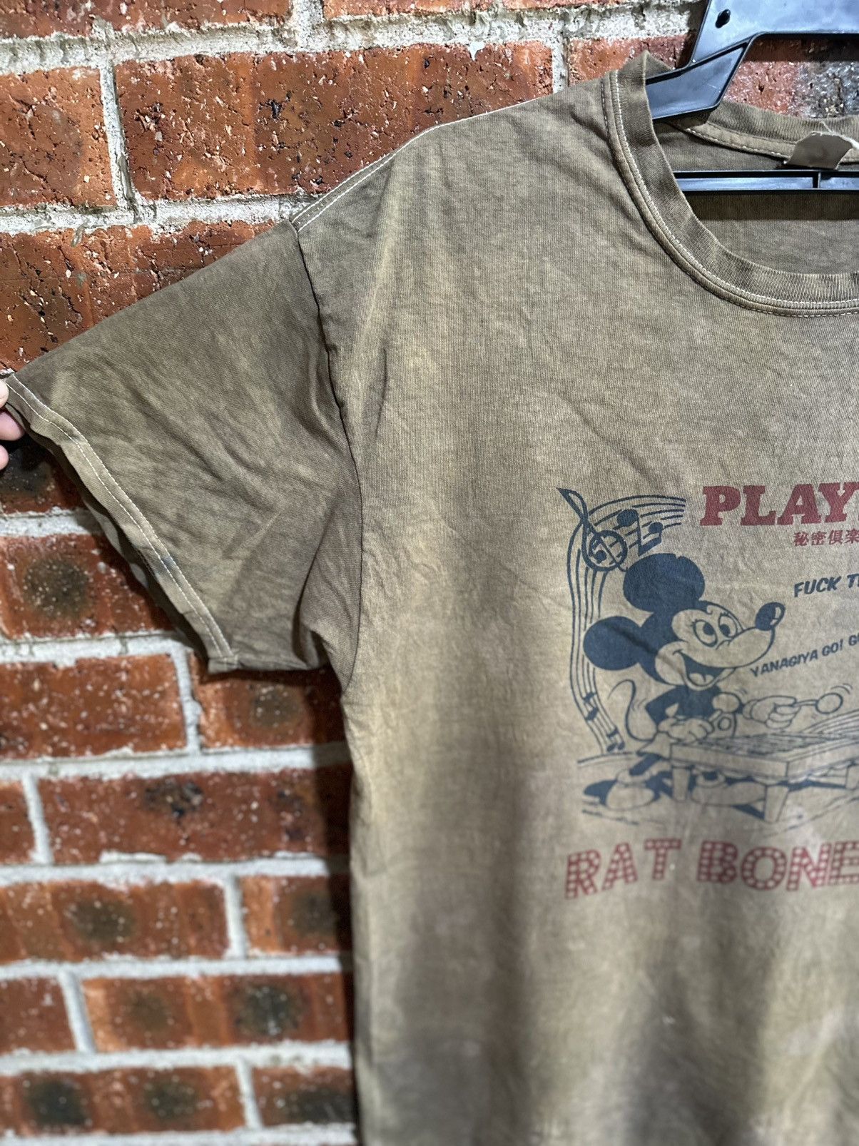 Gildan Thrashed Vintage Playboy Rat Bones Sun Faded Tee Size US L / EU 52-54 / 3 - 7 Thumbnail