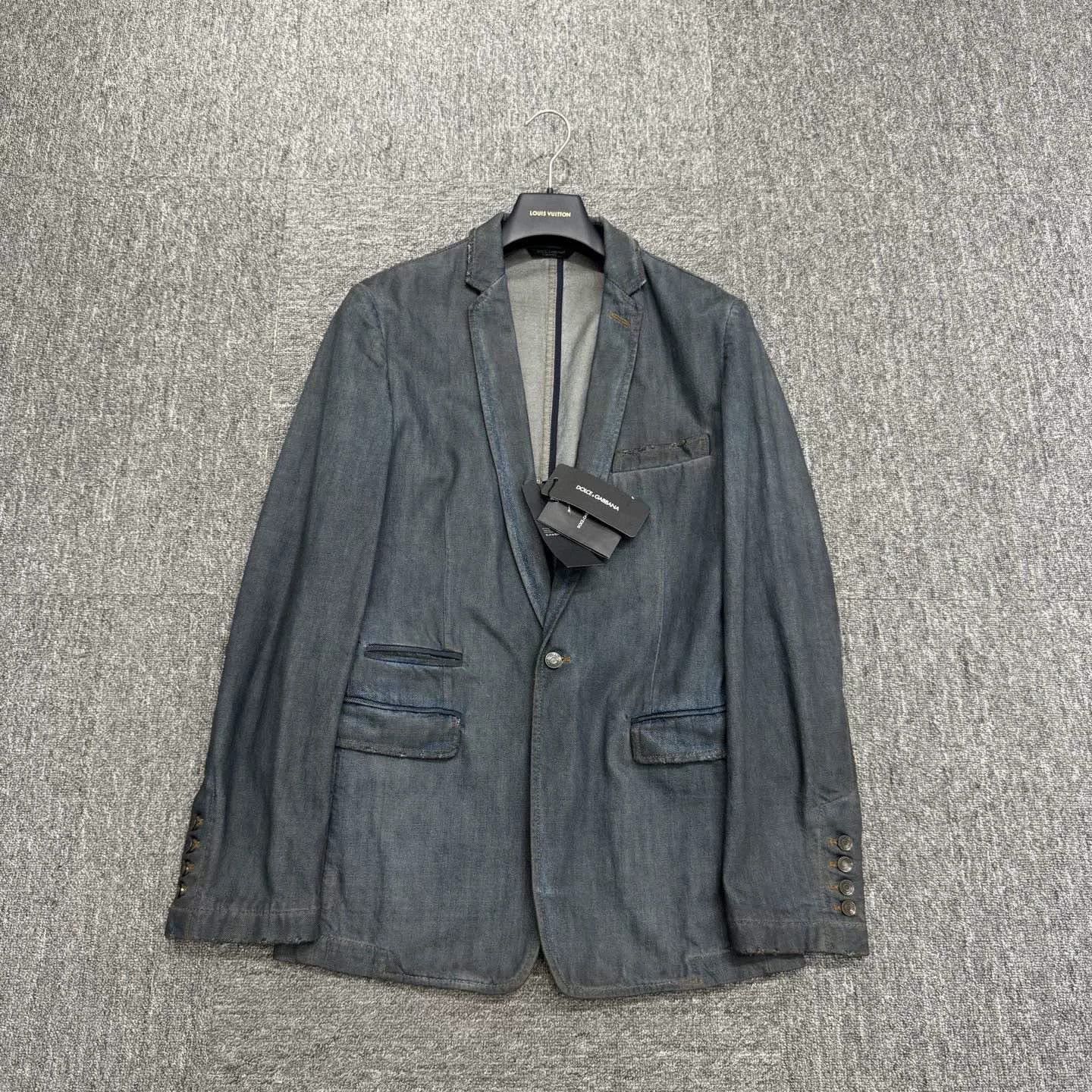 DGK distressed denim blazer jacket size 44. Size US L / EU 52-54 / 3 - 1 Thumbnail