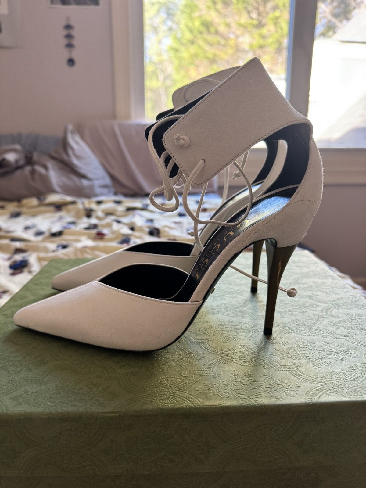 Gucci Gucci Kid Scamosciato heel in Napa Charlott/ Mystic White Size US 9 / IT 39 - 3 Thumbnail