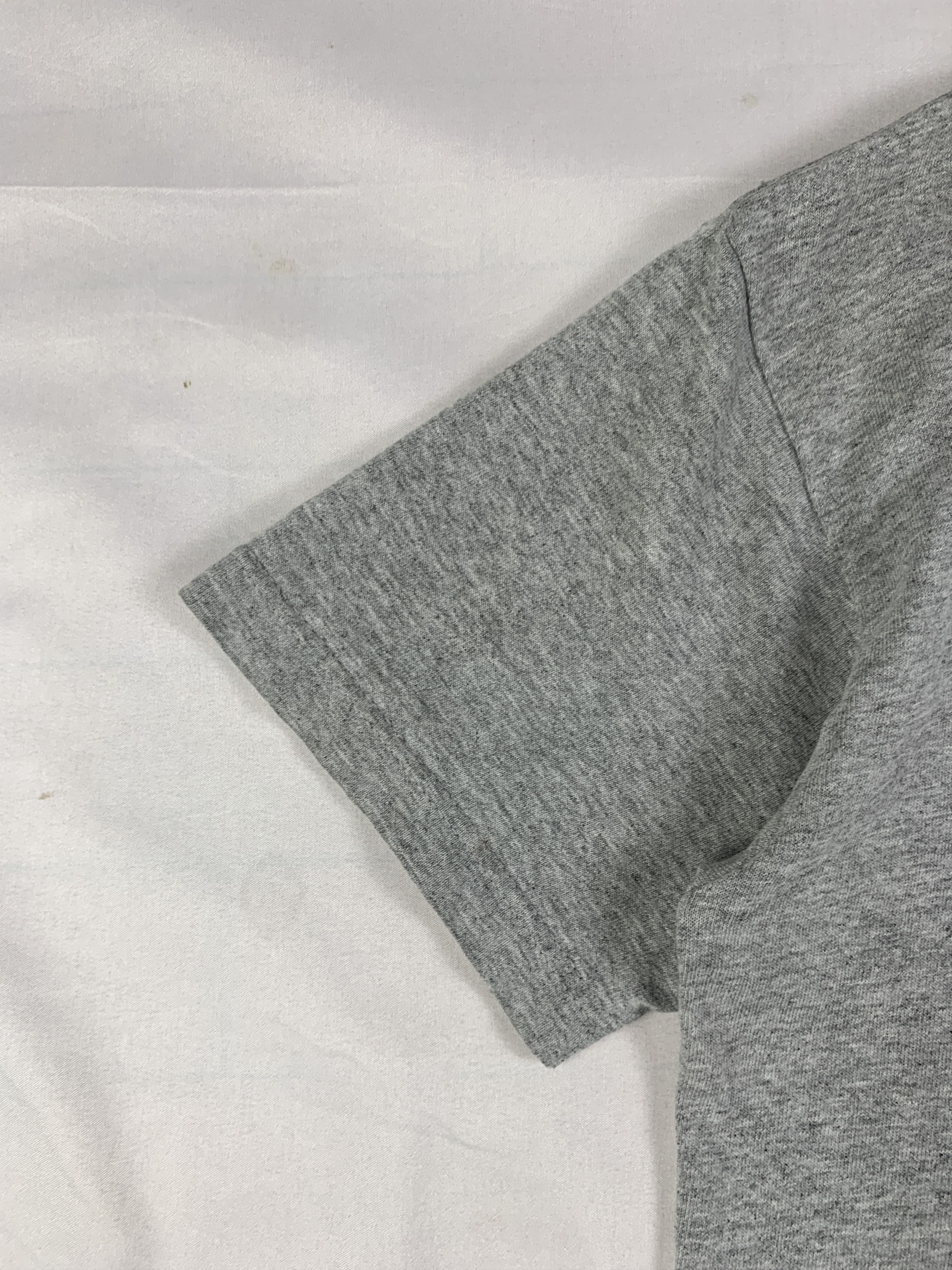 Nike 2000s Nike Gray Tribal Tee (M) Size M / US 6-8 / IT 42-44 - 8 Thumbnail
