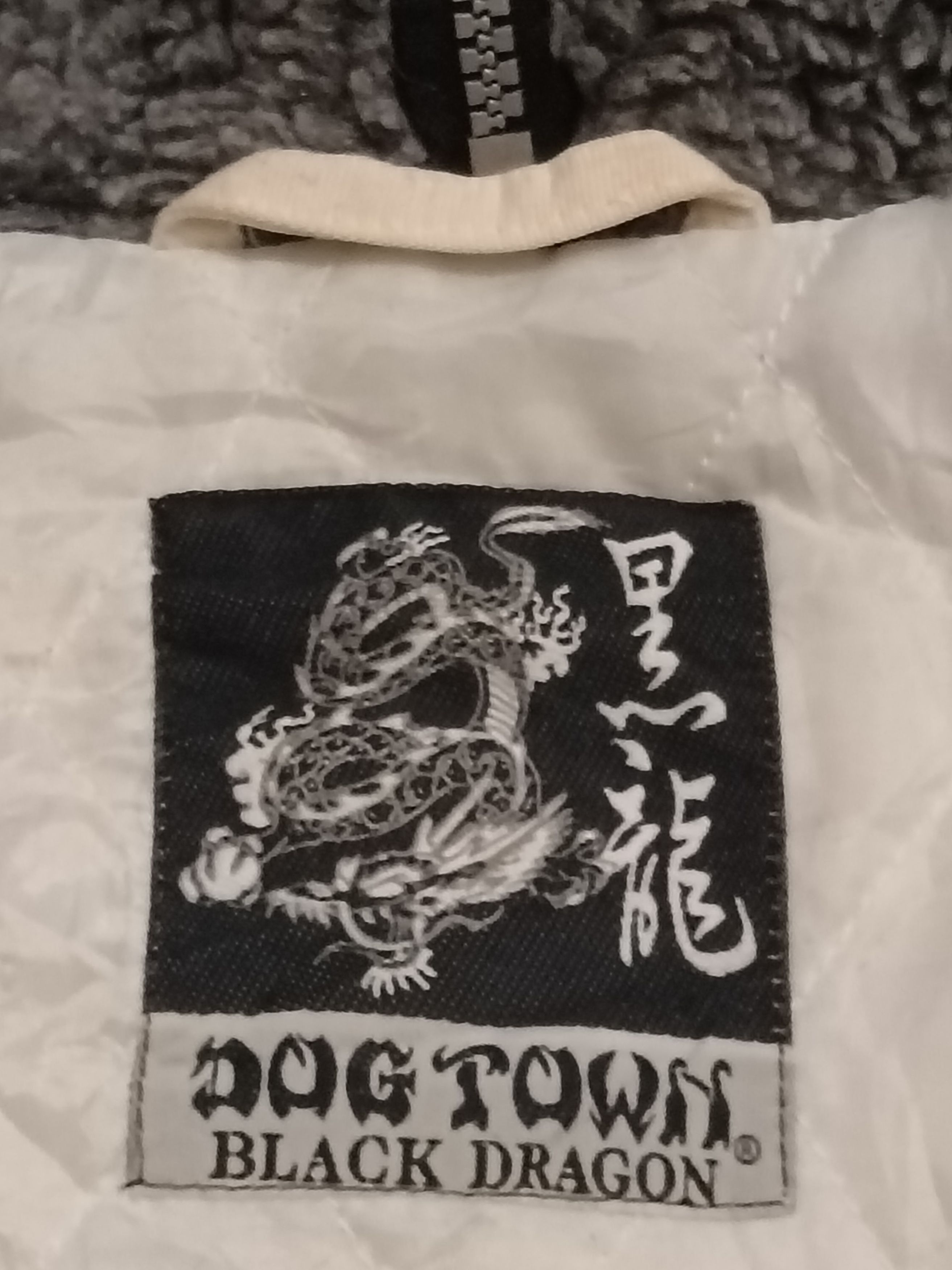 Dogtown 🔥 VINTAGE BLACK DRAGON LIGHT PUFFER FAUX FUR HOODED JACKET Size US XL / EU 56 / 4 - 2 Thumbnail