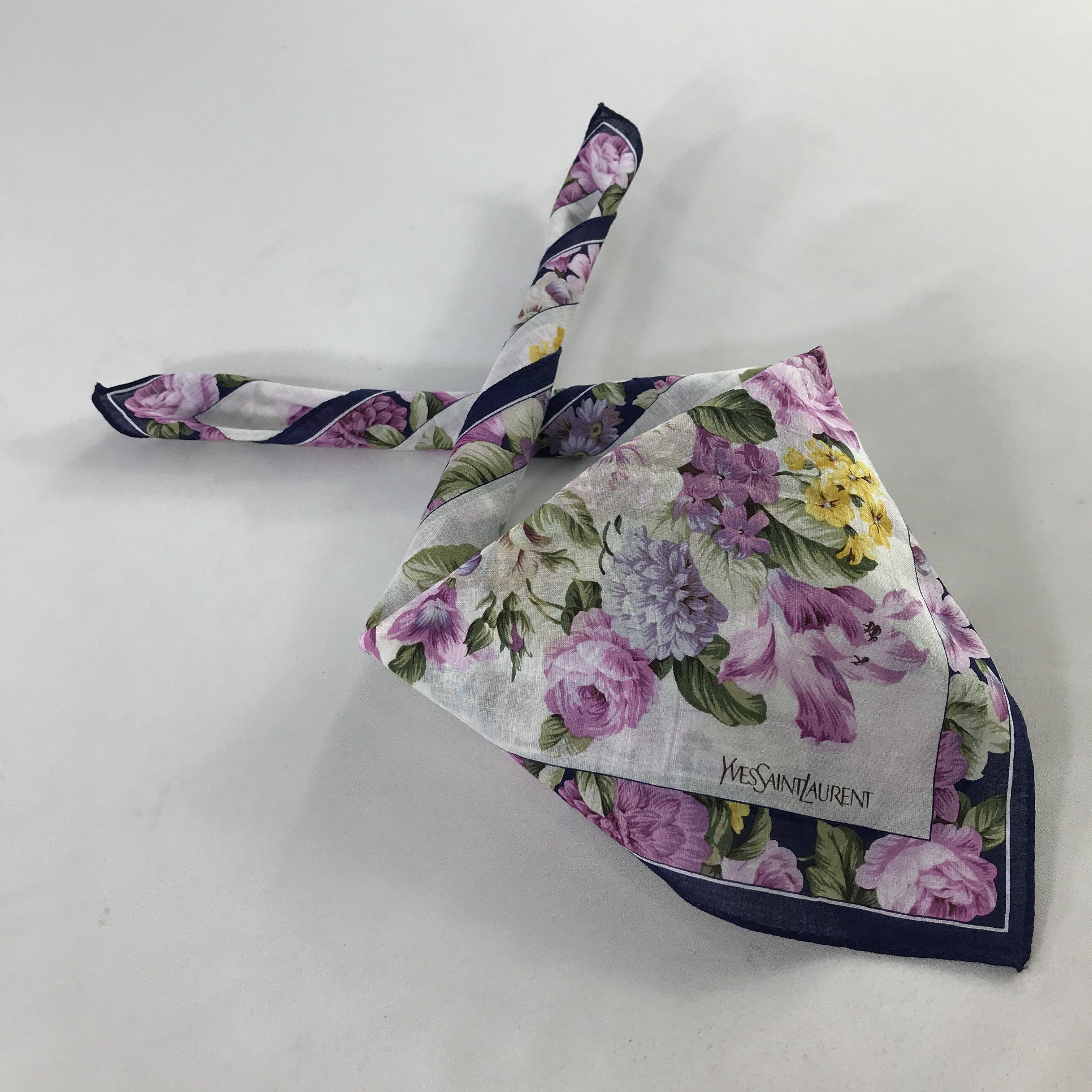 Vintage × Yves Saint Laurent Yves Saint Laurent Bandana / Handkerchief/Neckerchief -S1057 Size ONE SIZE - 4 Thumbnail