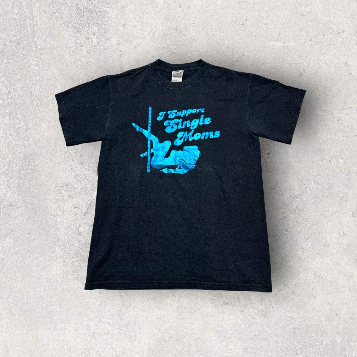 Gildan × Vintage Vintage I Support Single Moms tee Size US S / EU 44-46 / 1 - 1 Thumbnail