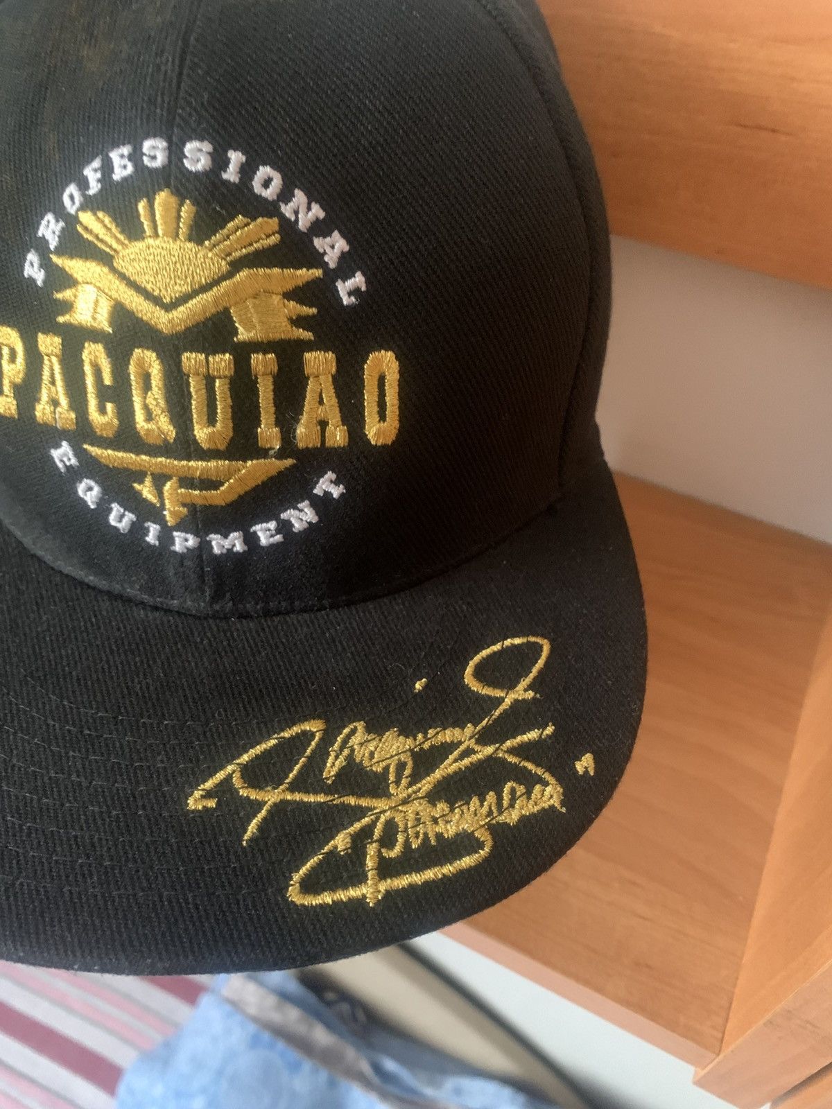 Other Pacquiao Equipment Manny „Pacman” Pacquiao Signed Hat Size ONE SIZE - 2 Thumbnail