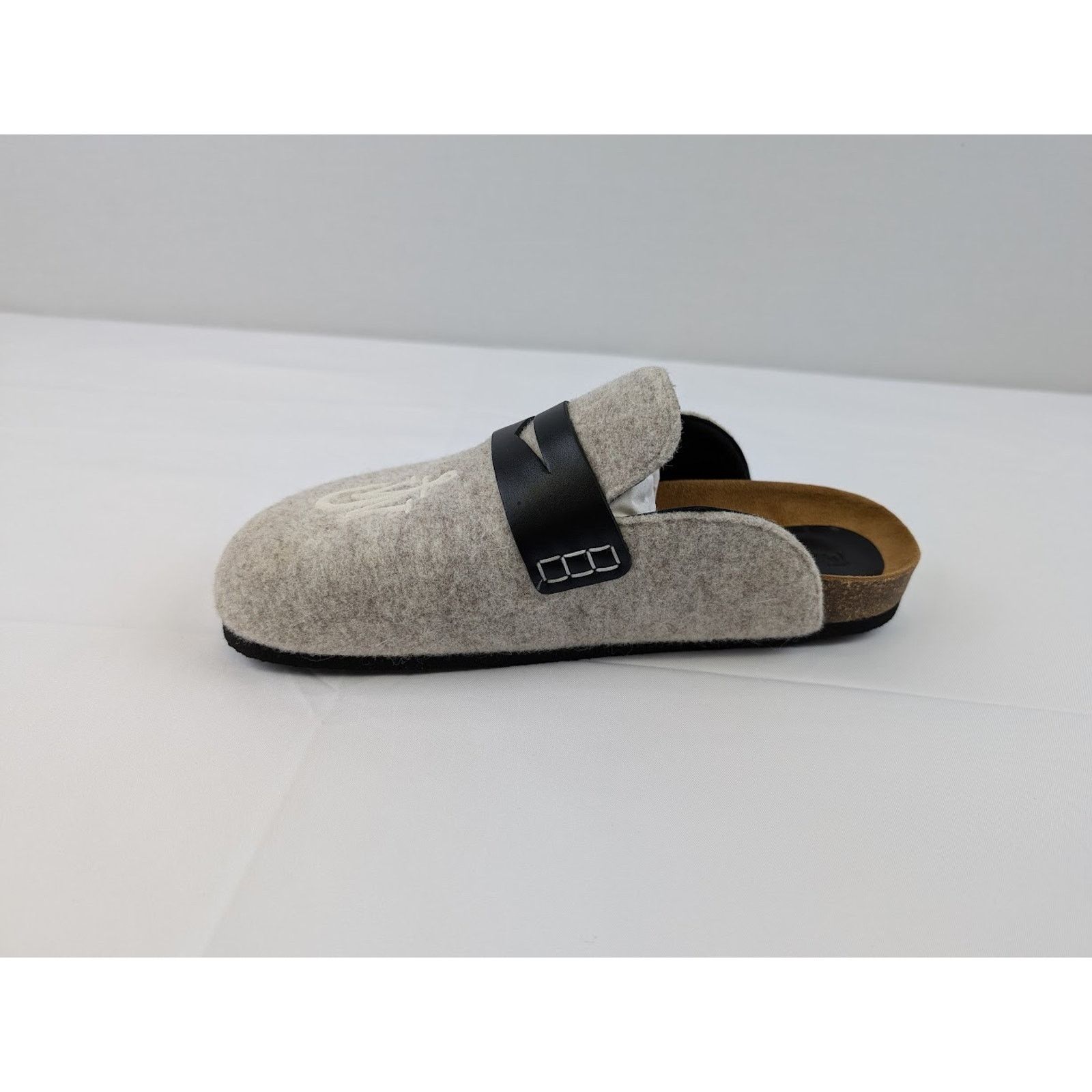JW Anderson J.W.Anderson , Embroider Loafer in Natural Size US 11 / EU 44 - 6 Thumbnail