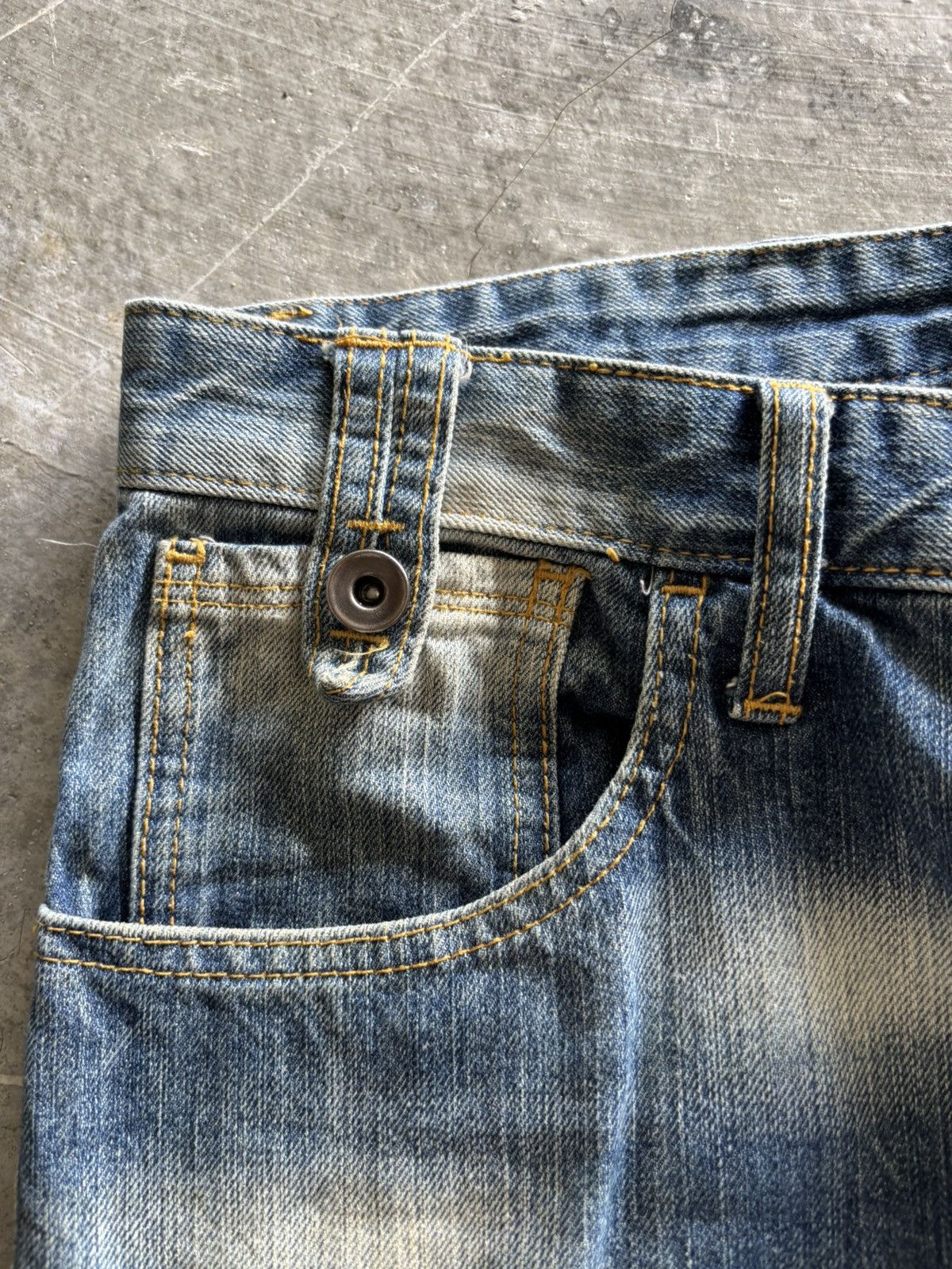 Hysteric Glamour RUSTY WASHED spinash poem skull punk grunge cropped style Size US 37 - 7 Thumbnail