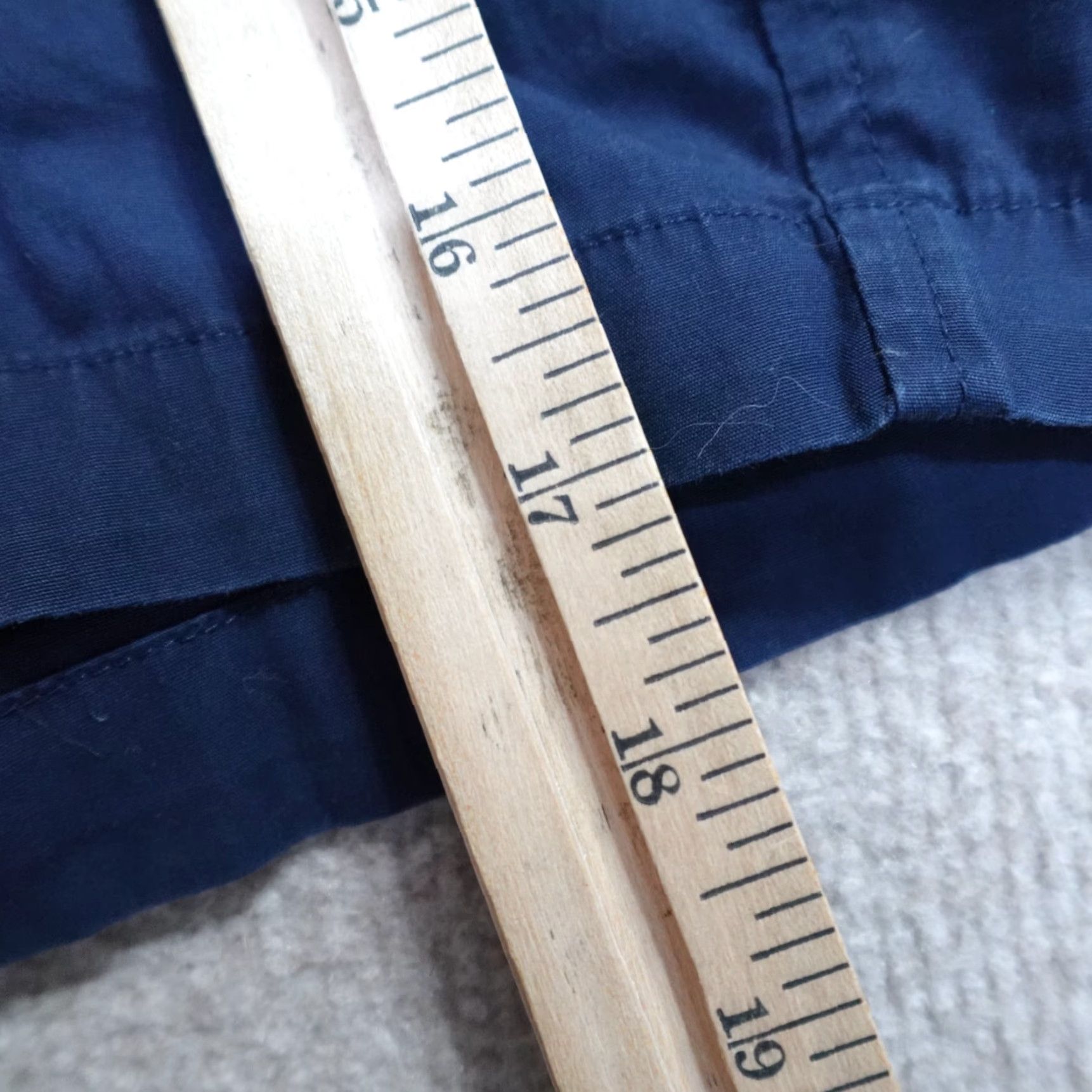 Lululemon Lululemon Shorts Men Regular L Beige Solid Front Flat 10 in Inseam Stretch Drawstring Pull On 6.5" LM7AAPS Size US 33 - 3 Thumbnail