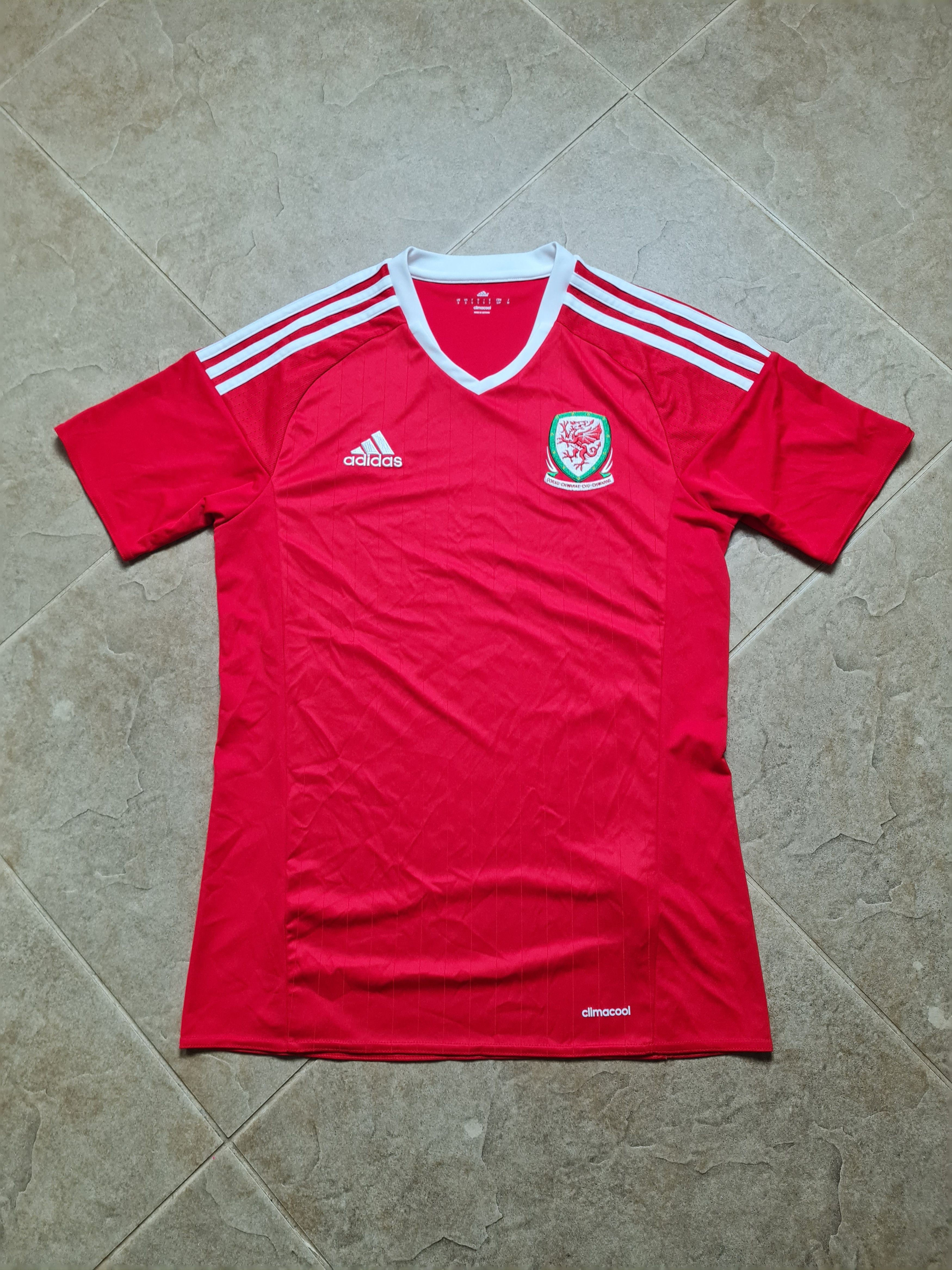 Adidas ADIDAS WALES NATIONAL TEAM 2016/2017 HOME FOOTBALL SHIRT S Size US S / EU 44-46 / 1 - 6 Thumbnail