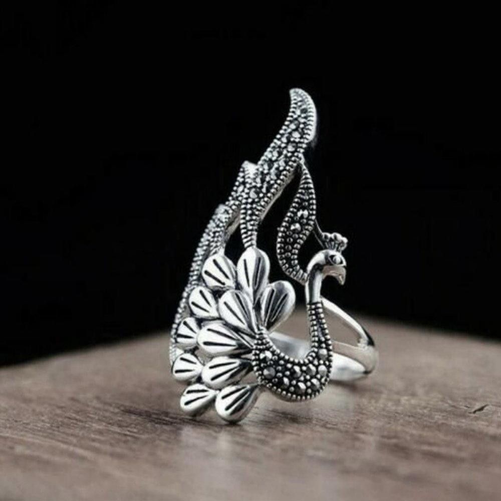 Designer Retro Peacock Animal Feather Antique Silver Ring - Size 6 Size ONE SIZE - 6 Thumbnail
