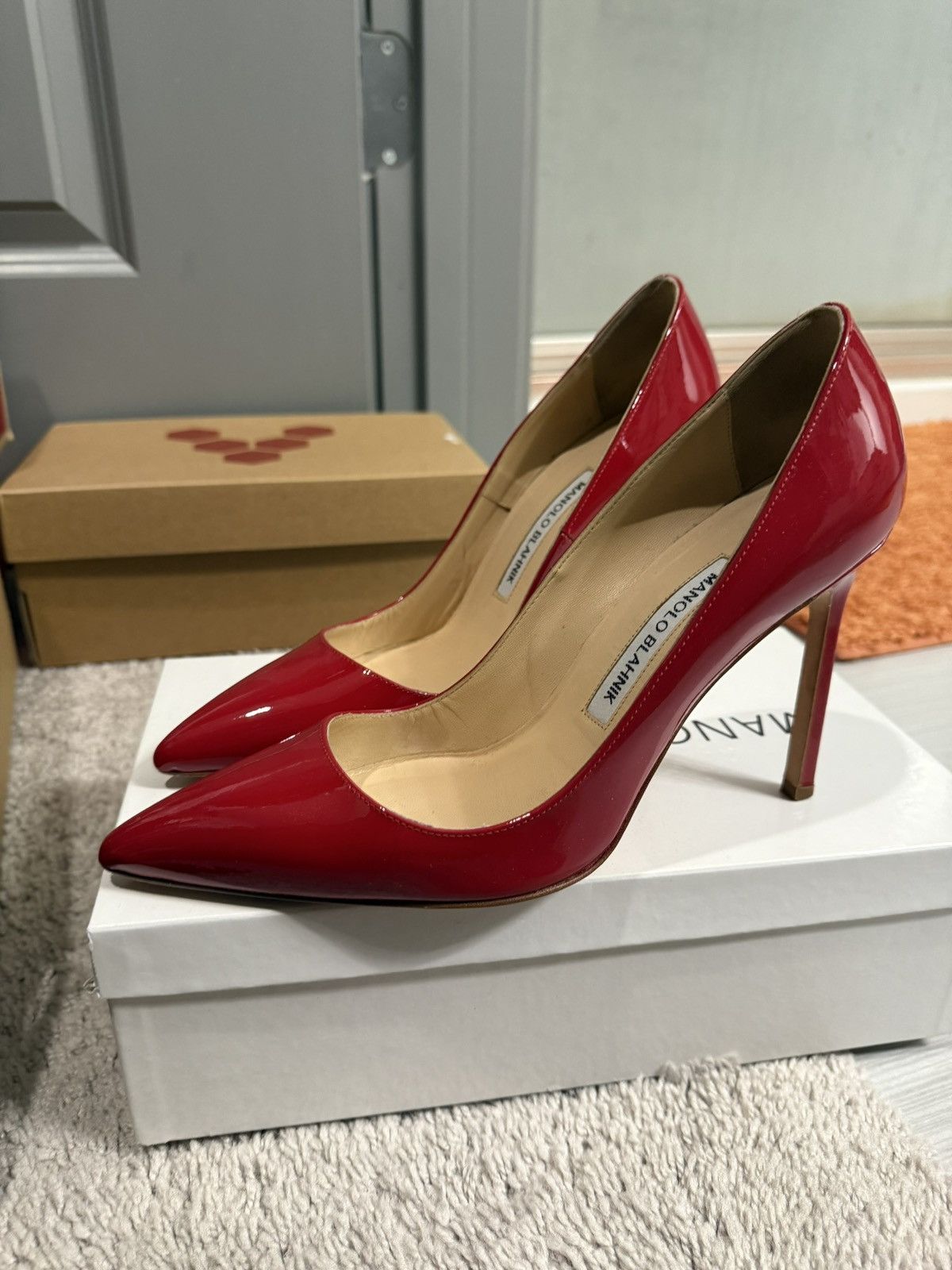 Manolo Blahnik Manolo Blahnik Red Patent Leather Pumps Size US 7.5 / IT 37.5 - 2 Thumbnail