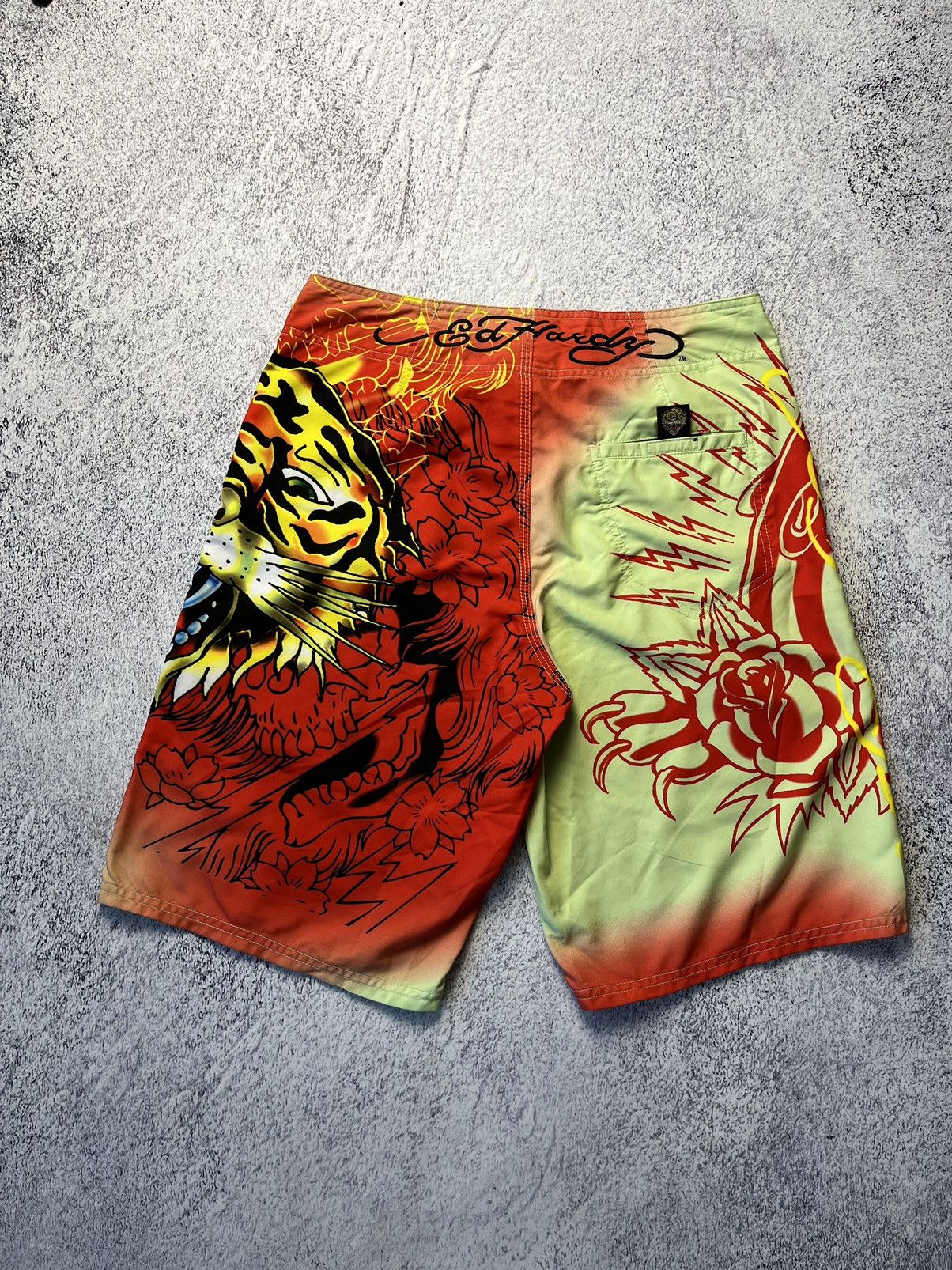 Christian Audigier Mens Vintage Ed Hardy Shorts Japanese brand streetwear Y2K Size US 31 - 9 Thumbnail