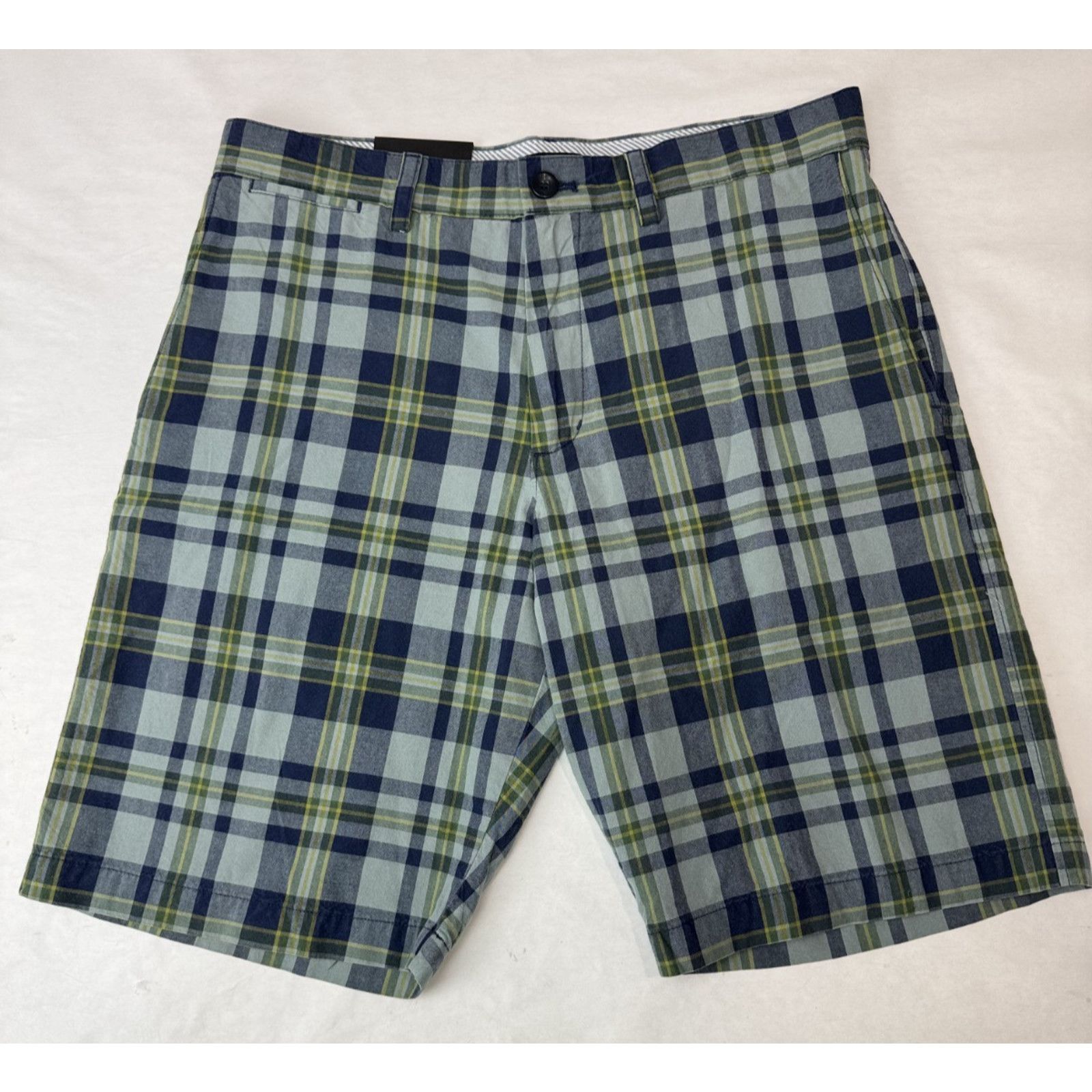 Banana Republic NWT Banana Republic Men's Plaid Shorts Preppy Golf Blue 33 Size US 33 - 1 Thumbnail
