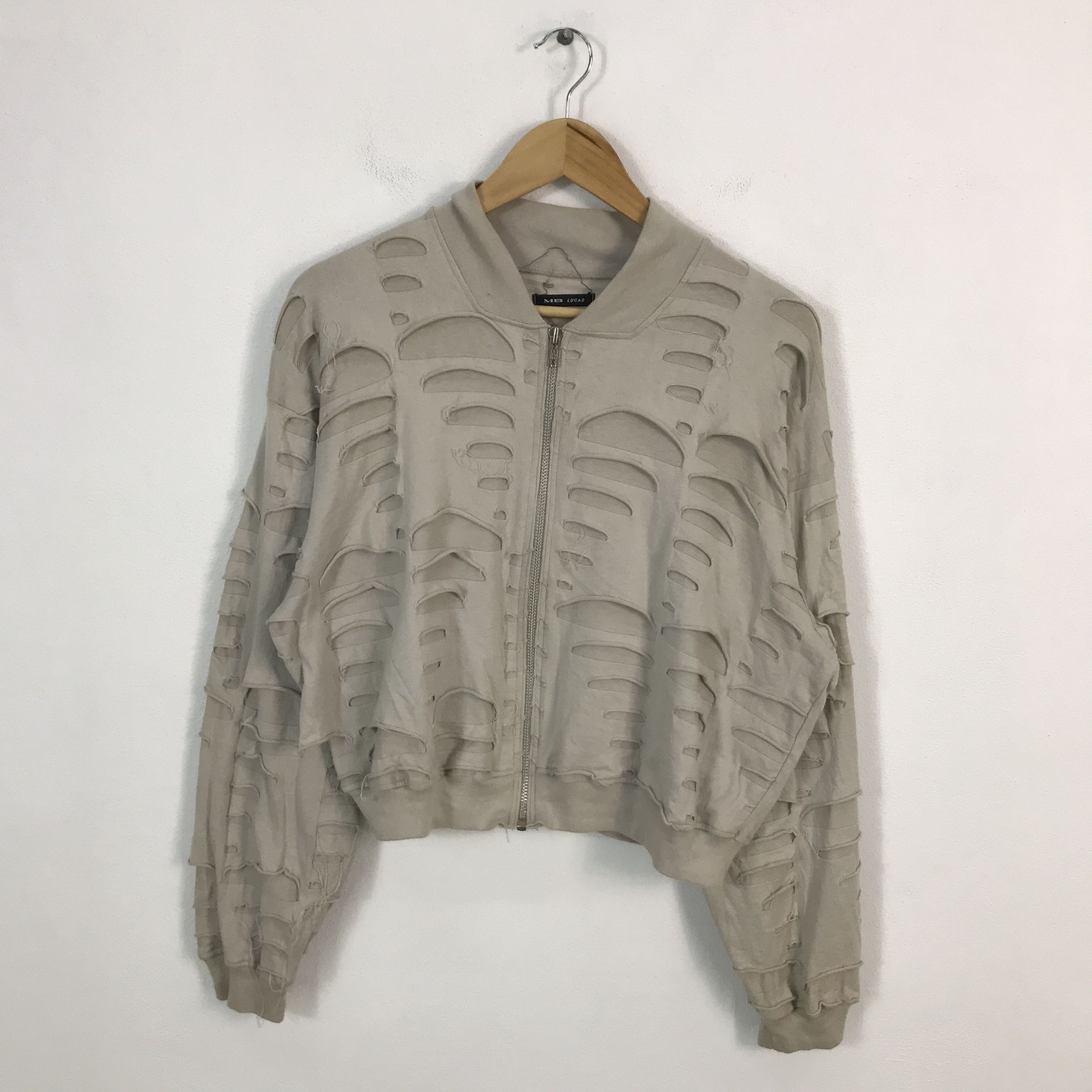 Japanese Brand Japan Distressed design mb lucas cropped Bomber jacket Size US L / EU 52-54 / 3 - 1 Thumbnail