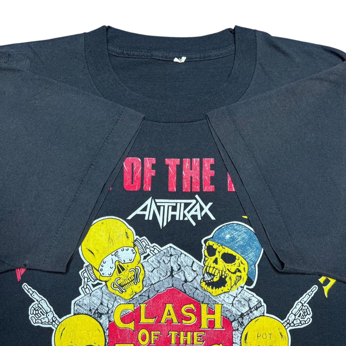 Band Tees Vintage 1991 Clash Of The Titans Tour Alice In Chains Tee Size US L / EU 52-54 / 3 - 3 Thumbnail