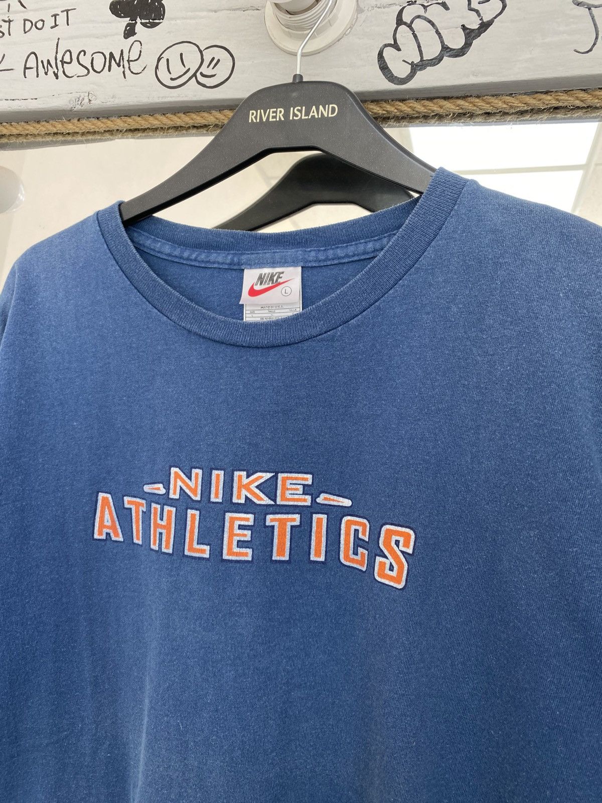 Nike Vintage Nike Athletics Faded 90s tee Size US L / EU 52-54 / 3 - 4 Thumbnail