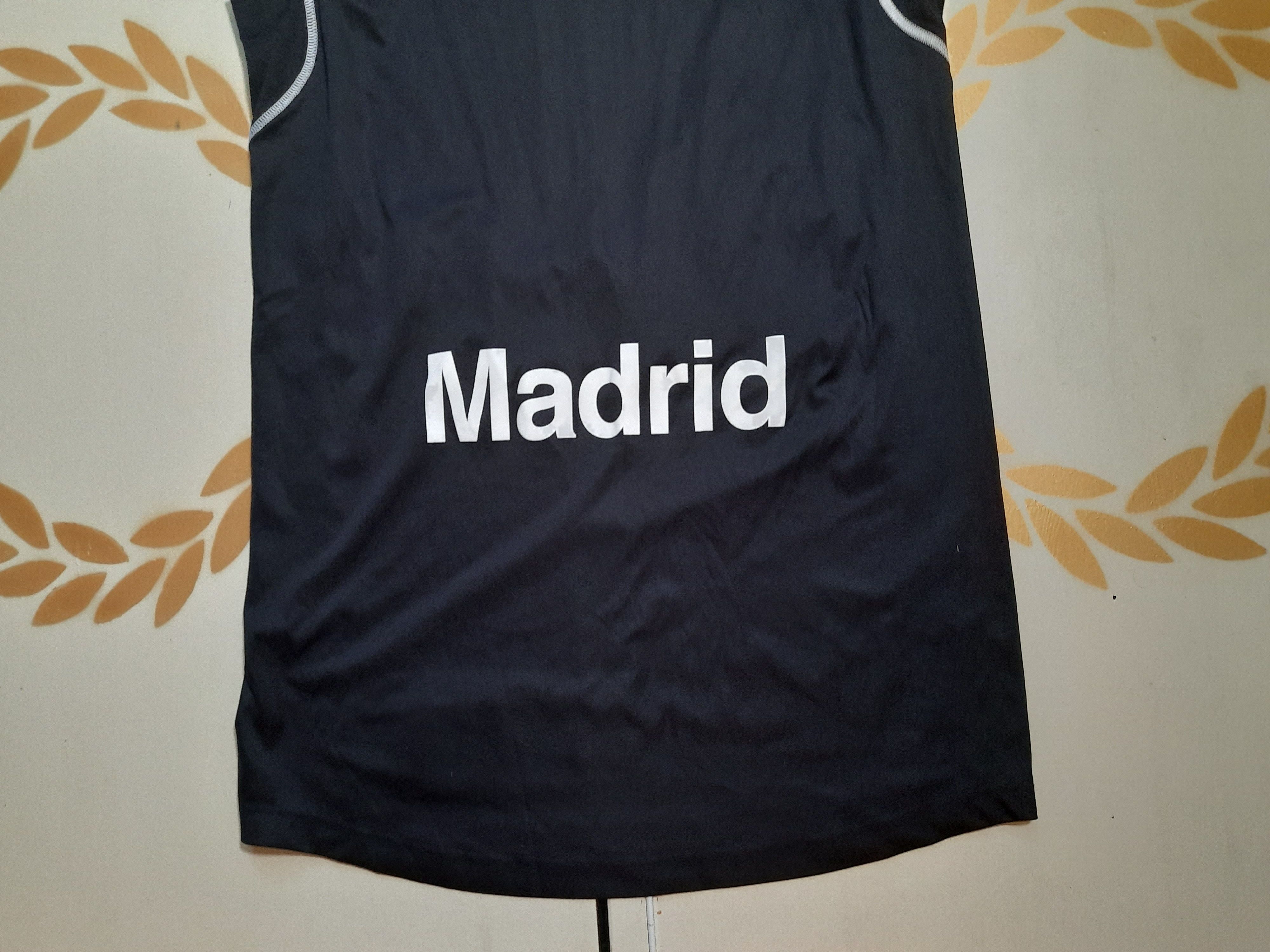 Other Real Madrid Basketball Jersey 2014 Size US M / EU 48-50 / 2 - 11 Thumbnail