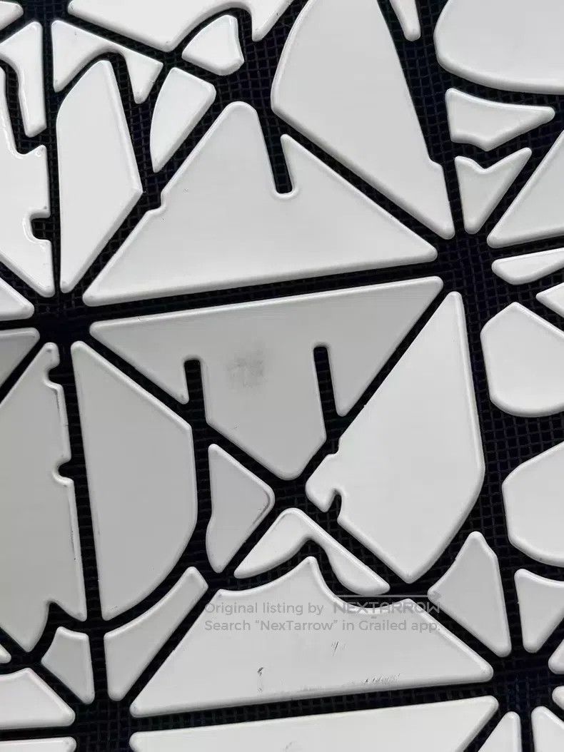 Issey Miyake Issey Miyake White Six-grid Bag Size ONE SIZE - 7 Thumbnail