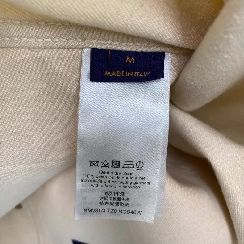 Louis Vuitton LOUIS VUITTON Embossed logo shirt 2504-Nextarrow Size US M / EU 48-50 / 2 - 6 Thumbnail