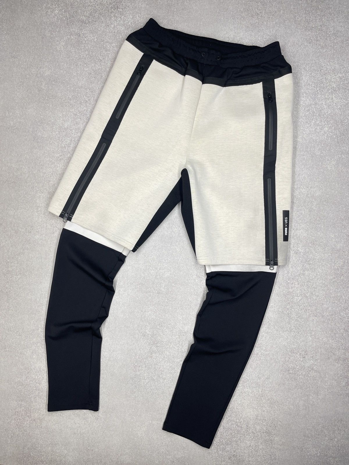 PUMA×UEG SHORTS AND LEGGINGS      UNISEX Puma × Sportswear × UEG Mens Puma x UEG Sweatshorts 2 in 1