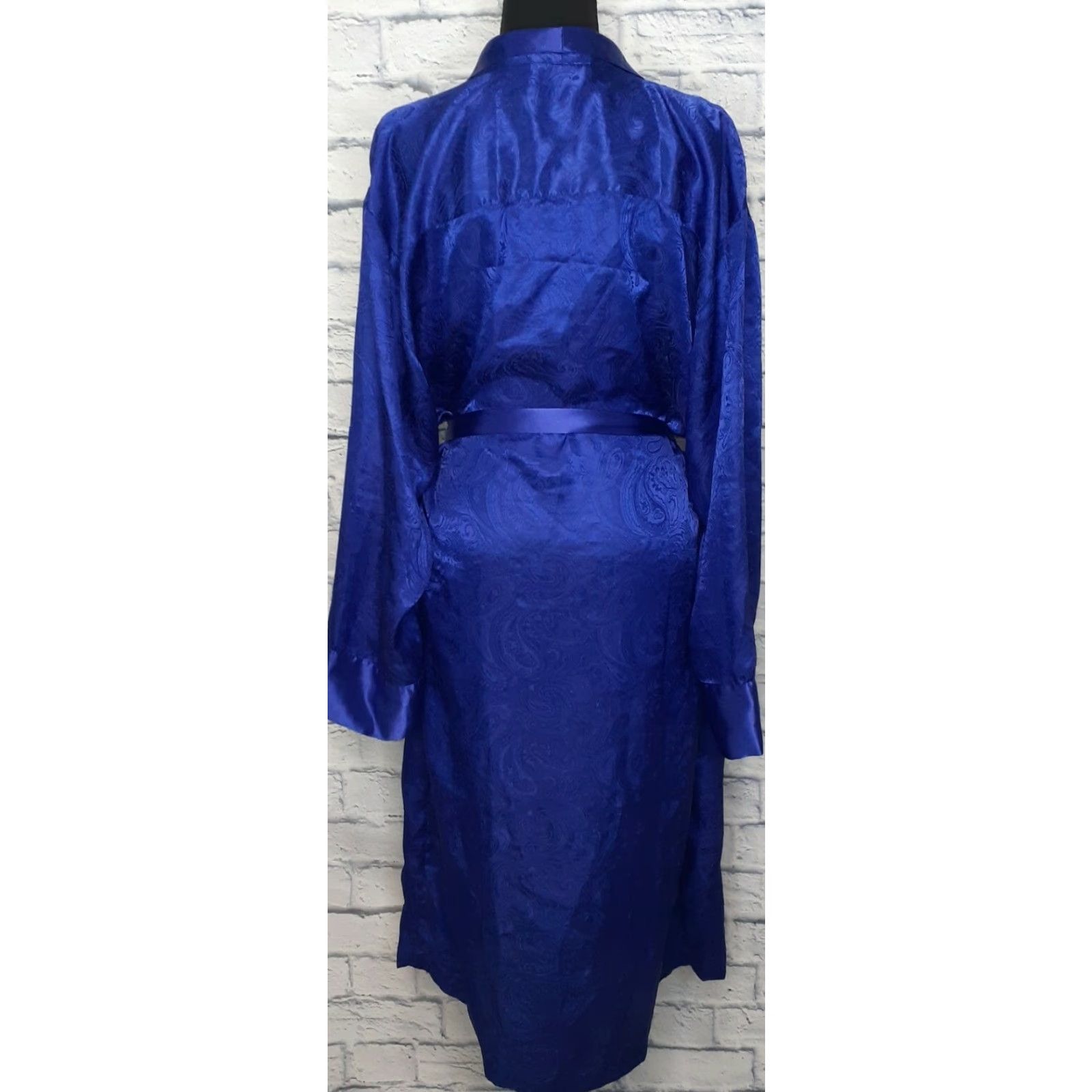 Vintage VINTAGE Frederick's Of Hollywood Satin Robe With Belt M Purple Paisley Robe Womens Size ONE SIZE - 4 Thumbnail