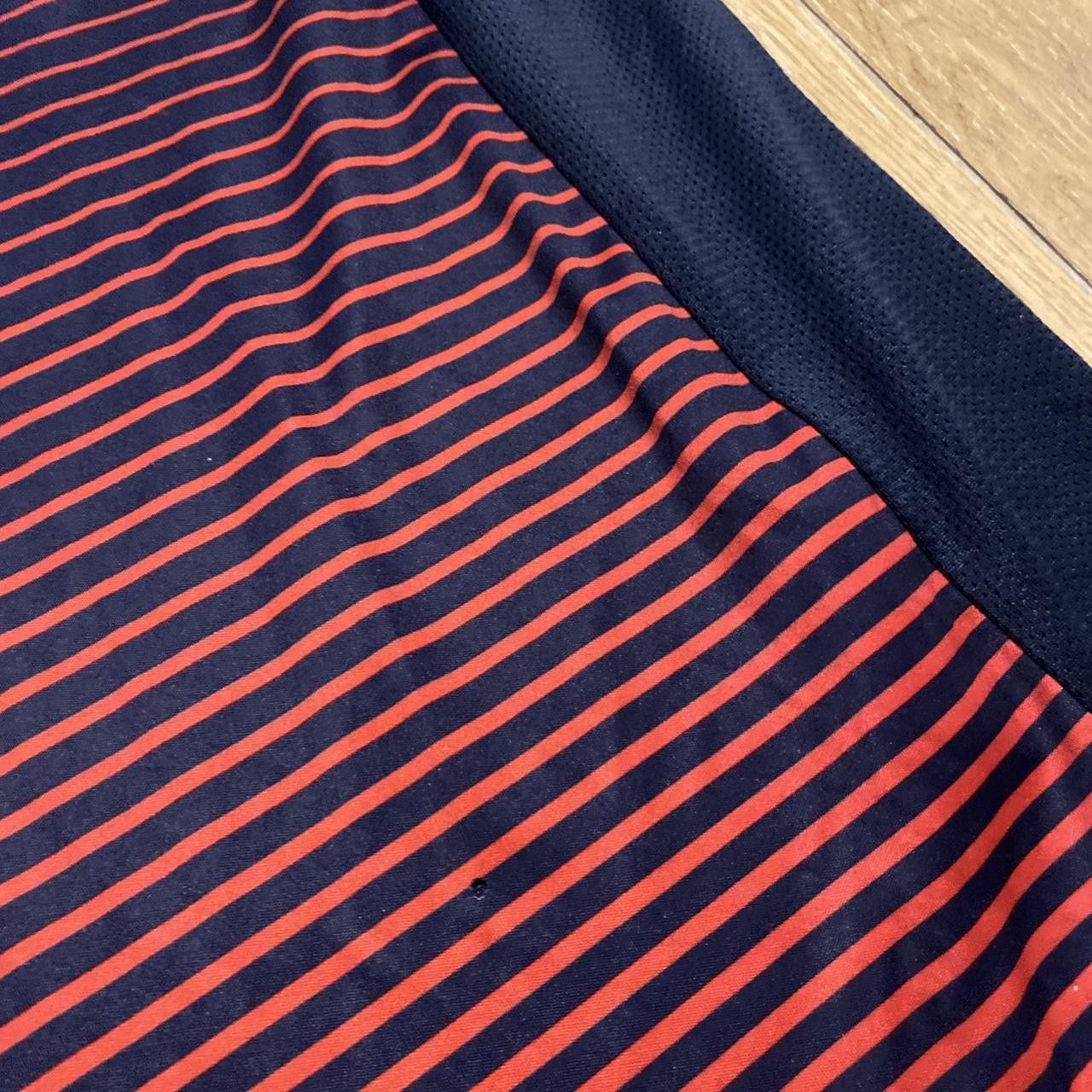 Nike 2010-11 Paris Saint Germain Nike Trainning Fly Size US M / EU 48-50 / 2 - 6 Thumbnail