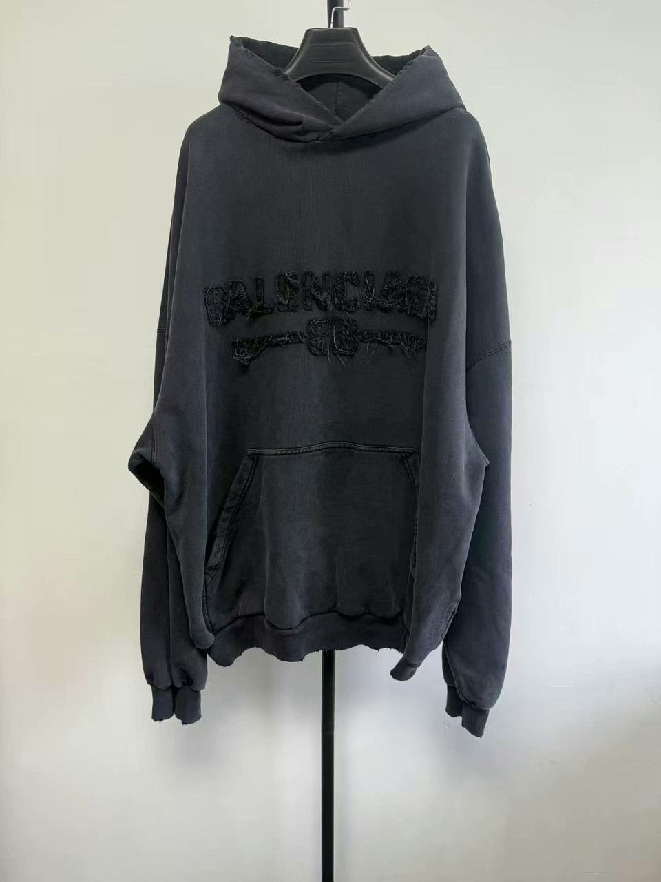 Balenciaga Balenciaga Solid Zip-Up Hooded Sweatshirt Size XS / US 0-2 / IT 36-38 - 1 Thumbnail