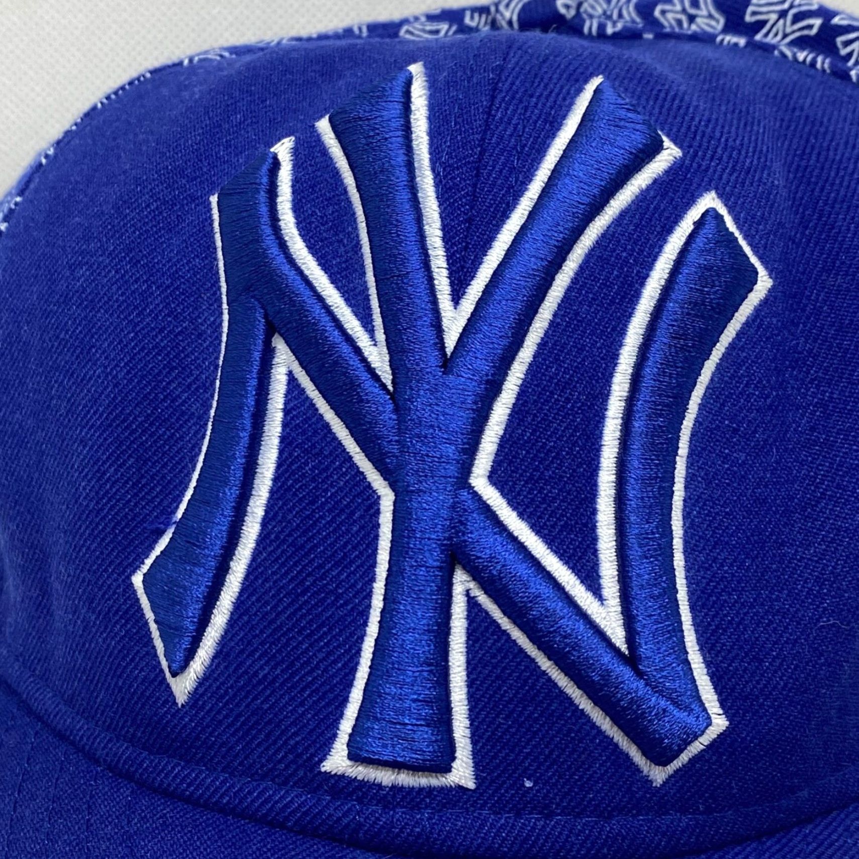 New Era VINTAGE New York Yankees Baseball Cap Unisex Adults 7 3/8 Wool NYC Logo Sports Size ONE SIZE - 2 Thumbnail