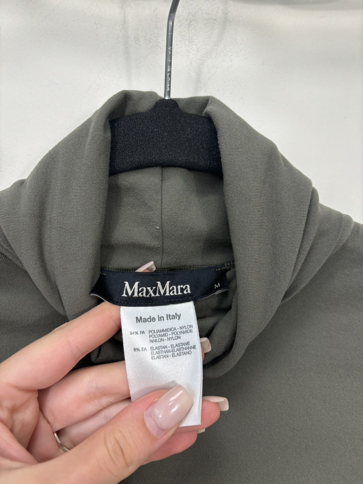 Max Mara Max Mara Women’s Italian Luxury Slim Nylon Turtleneck Top Size M / US 6-8 / IT 42-44 - 10 Thumbnail