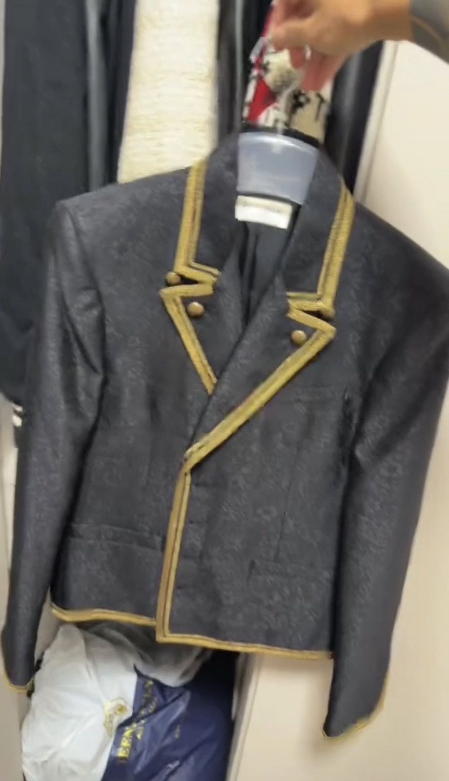 Saint Laurent Paris Saint Laurent Paris 20SS Court Floral Gold Thread Jacquard Size US M / EU 48-50 / 2 - 2 Thumbnail