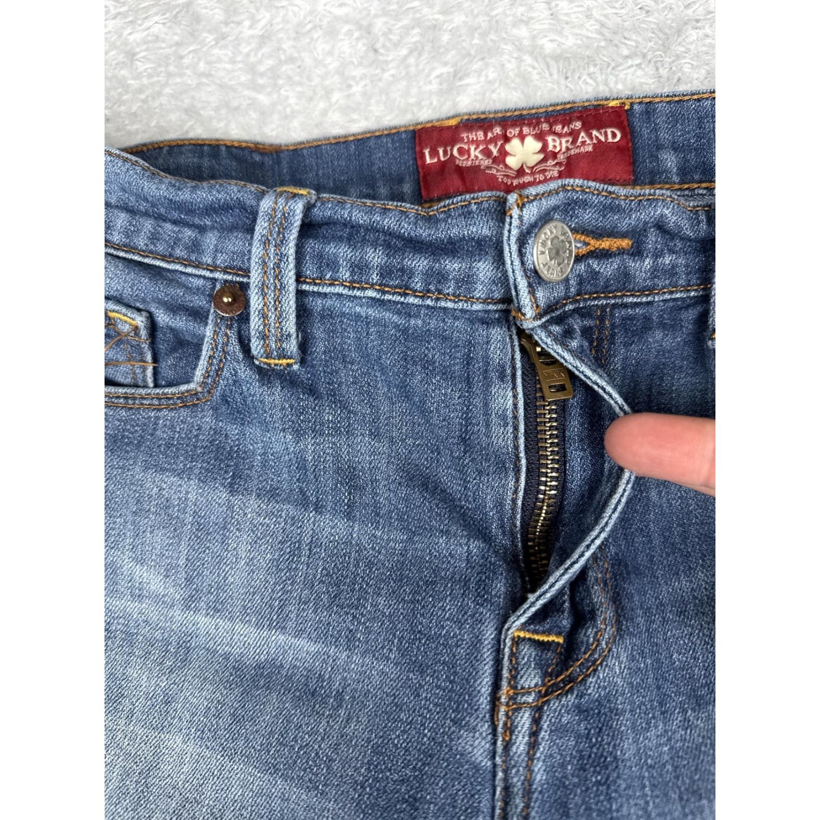 Lucky Brand Lucky Brand Sofia Boot Jeans Womens 12 Regular Bootcut Denim Medium Wash 31in Inseam Blue Embroidered Pockets Stretch 5-Pocket Size 34" / US 12 / IT 48 - 5 Thumbnail