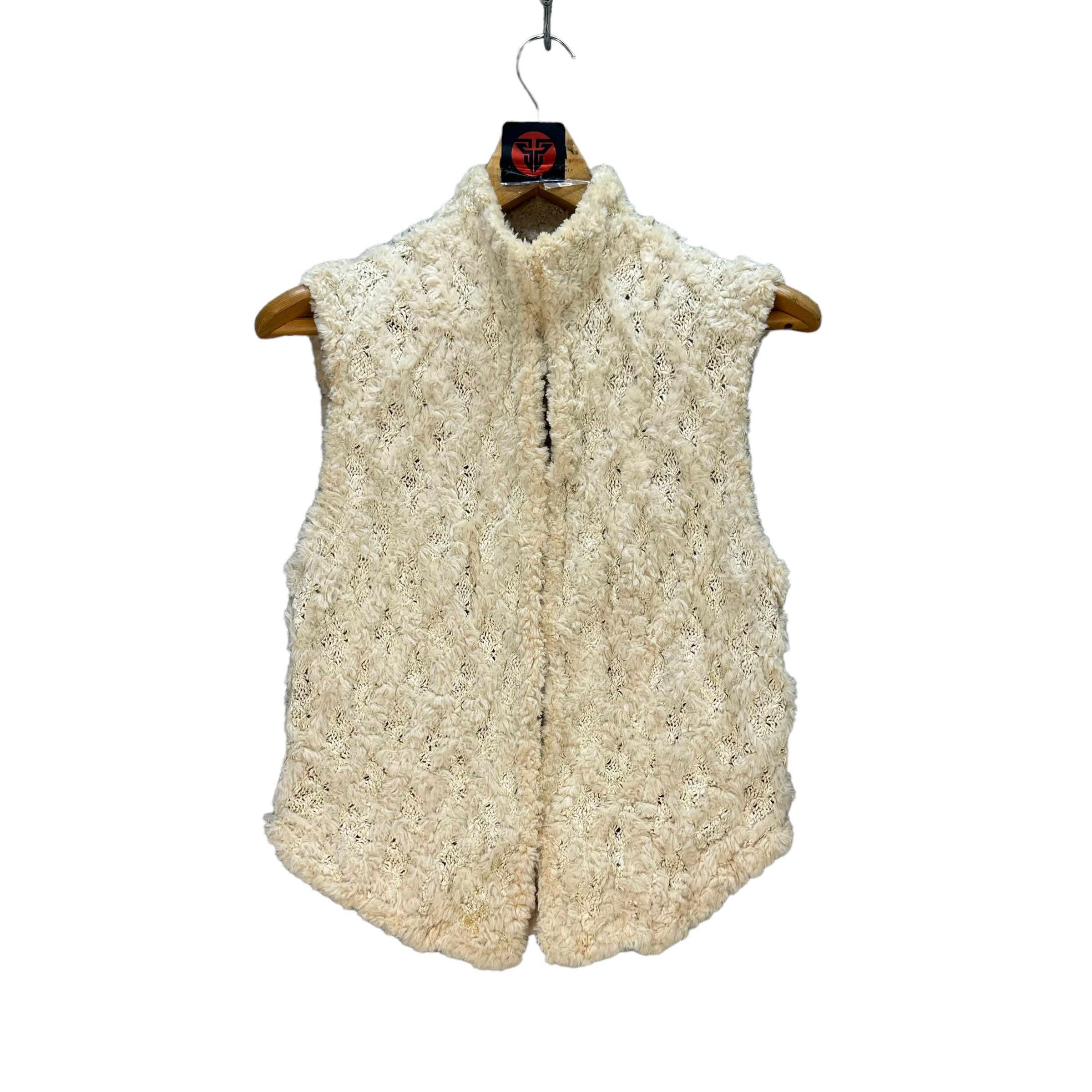 Vintage PAULA LISHMAN LIMITED KNITTED DYED BEAVER FUR VEST #7637-159 Size S / US 4 / IT 40 - 1 Thumbnail